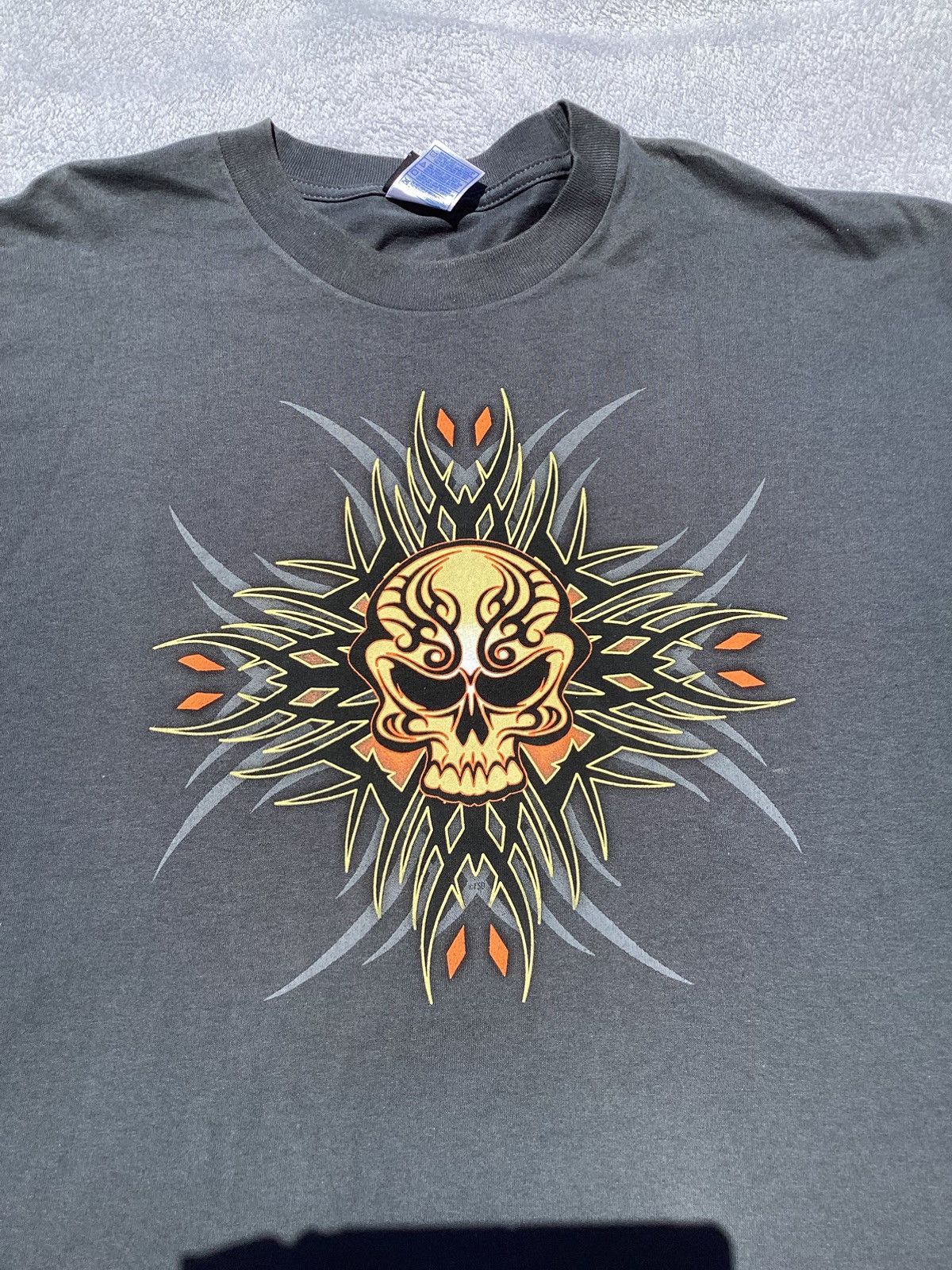 Vintage True Y2K four seasons design Inc. skull graphic T-shirt Size US XL / EU 56 / 4 - 2 Thumbnail