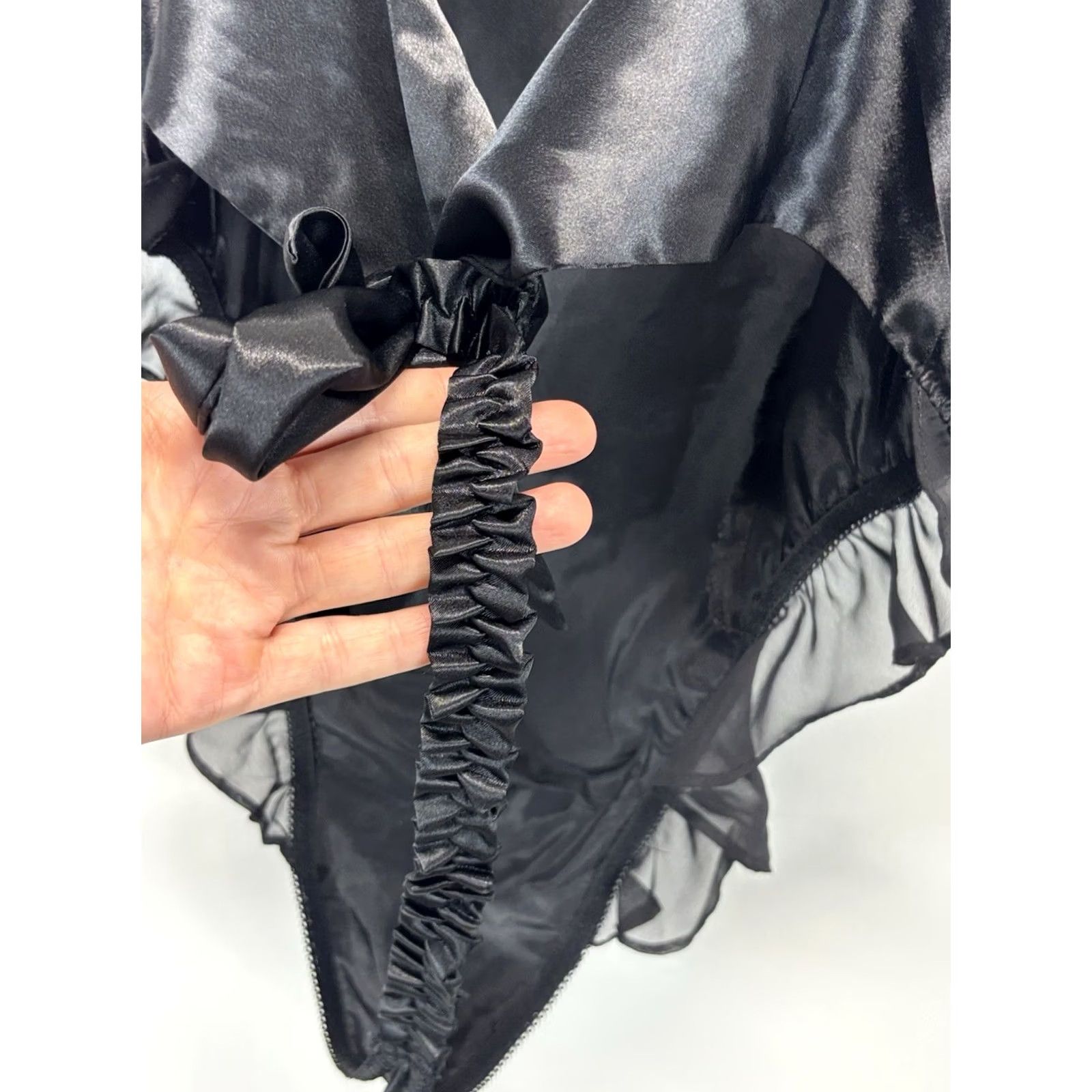 Vintage VINTAGE California Dynasty Satin Bodysuit Women’s L Black 1 Piece 1980s Made In USA Satin Look Sexy Mens? Size L / US 10 / IT 46 - 4 Thumbnail