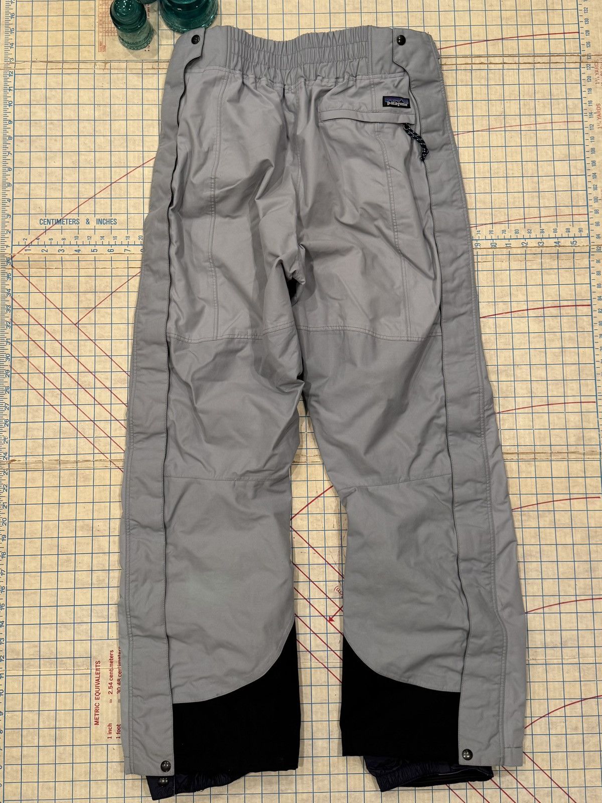 Patagonia Vintage Patagonia Ski Snow Pants Light Grey Men Size 36 F00 Size US 36 / EU 52 - 13 Thumbnail