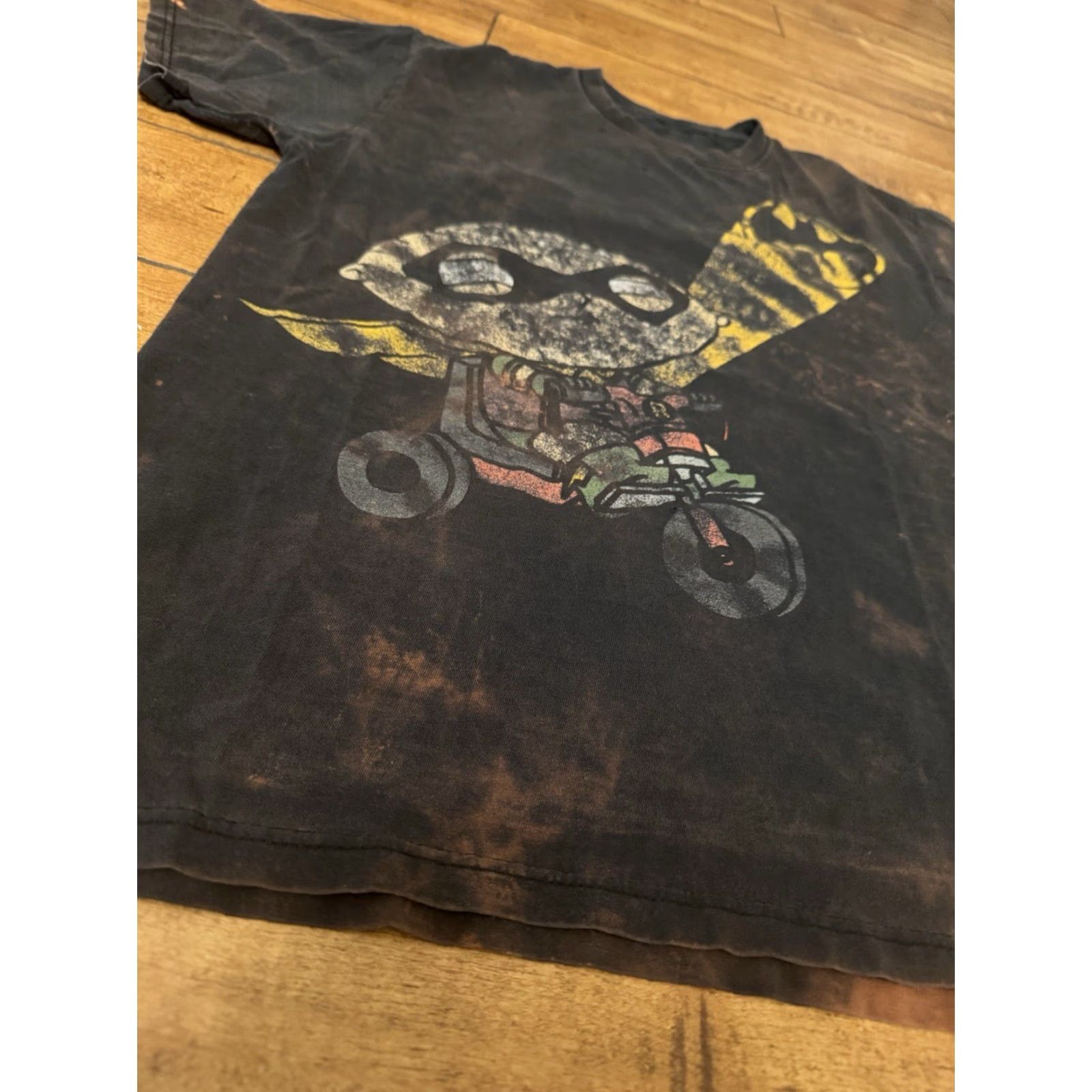 Griffin Family Guy Stevie Griffin Batman T-Shirt 18x25 Black Medium Mens Size US M / EU 48-50 / 2 - 7 Thumbnail