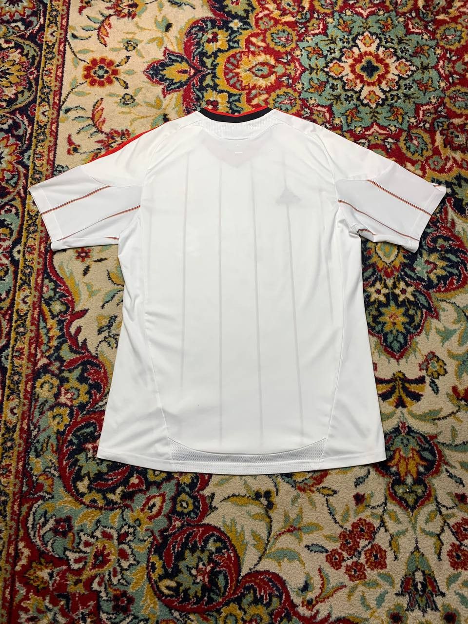 Adidas Liverpool 2010 - 2011 away football shirt jersey camiseta Size US M / EU 48-50 / 2 - 2 Thumbnail