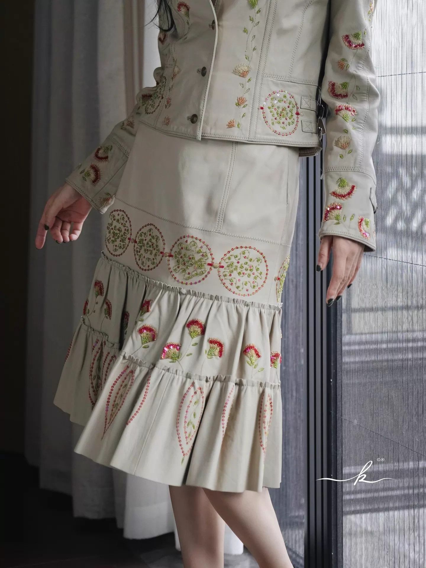 Vintage Vintage Women's Leather Embroidered Jacket & Skirt Set Size XS / US 0-2 / IT 36-38 - 3 Thumbnail