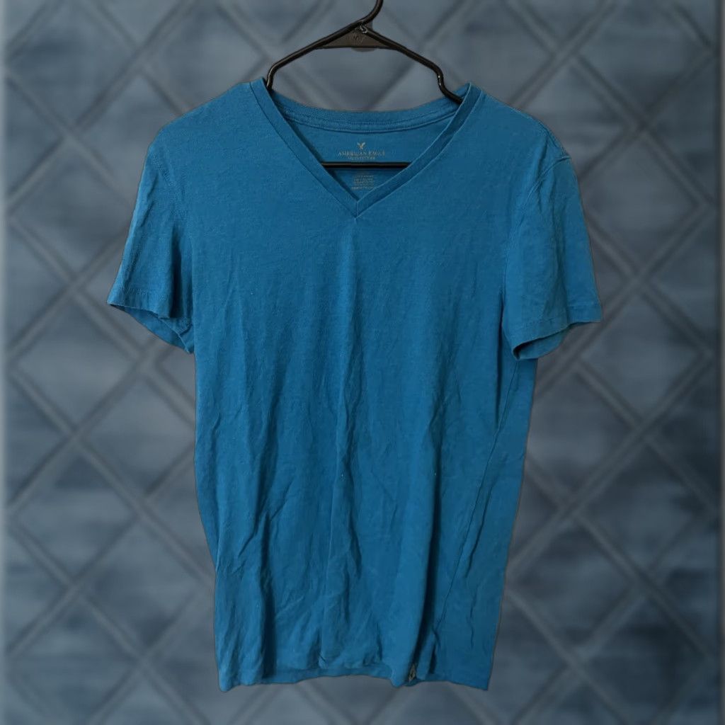 American Eagle Outfitters AMERICAN EAGLE V-Neck T-Shirt Men's Small Blue Cotton Solid Regular Fit Size US S / EU 44-46 / 1 - 1 Thumbnail