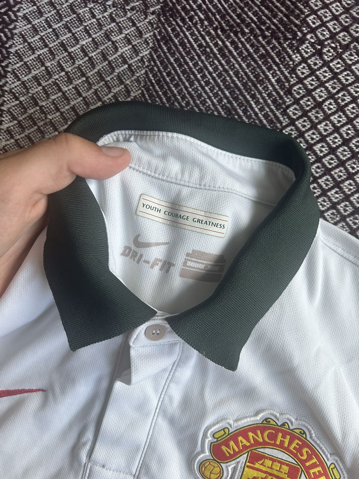 Nike Vintage Nike Manchester United Chevrolet Football Jersey S Size US S / EU 44-46 / 1 - 9 Thumbnail