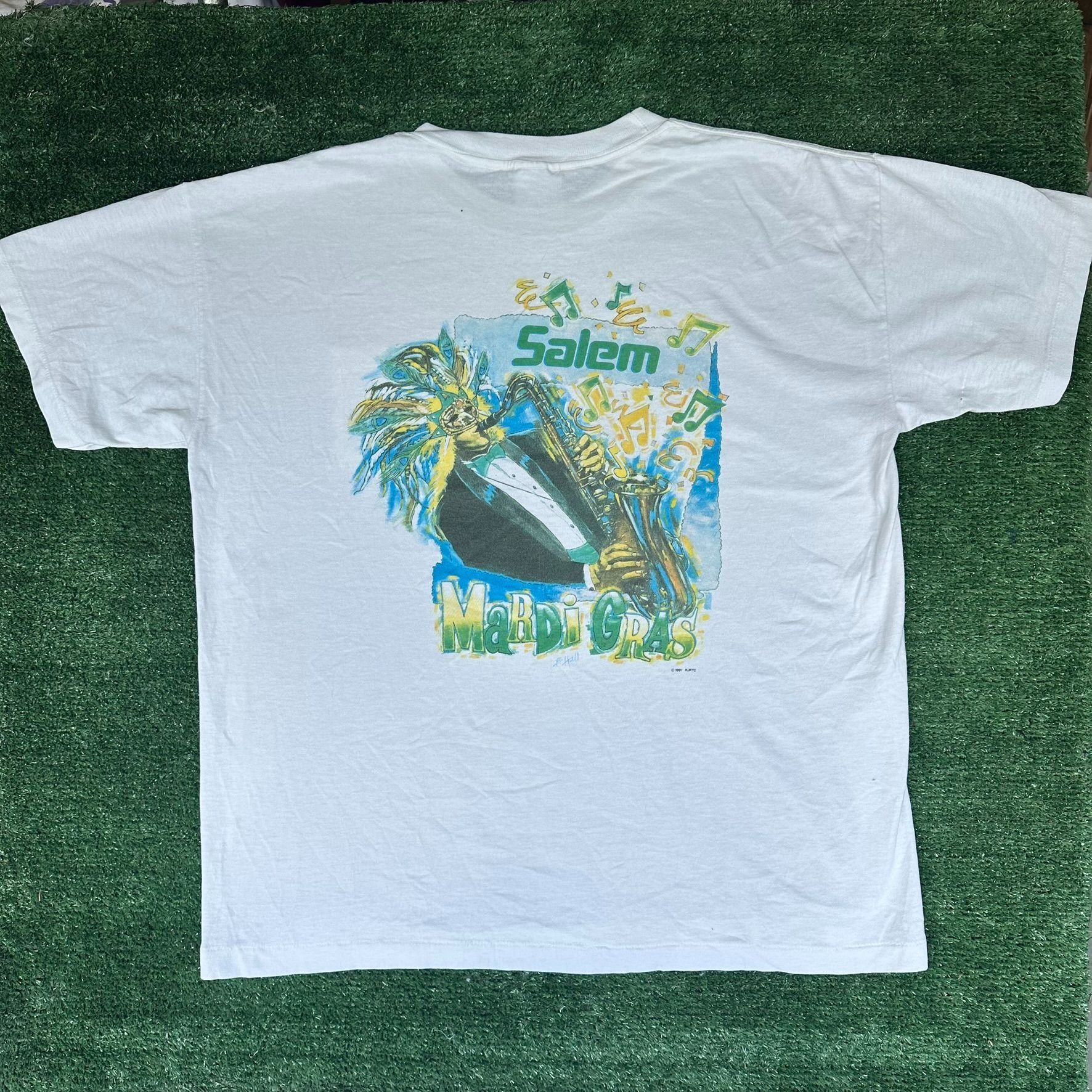 Vintage Vintage 90s Salem Cigarettes Mardi Gras 1992 T-Shirt White X Size US XL / EU 56 / 4 - 1 Thumbnail