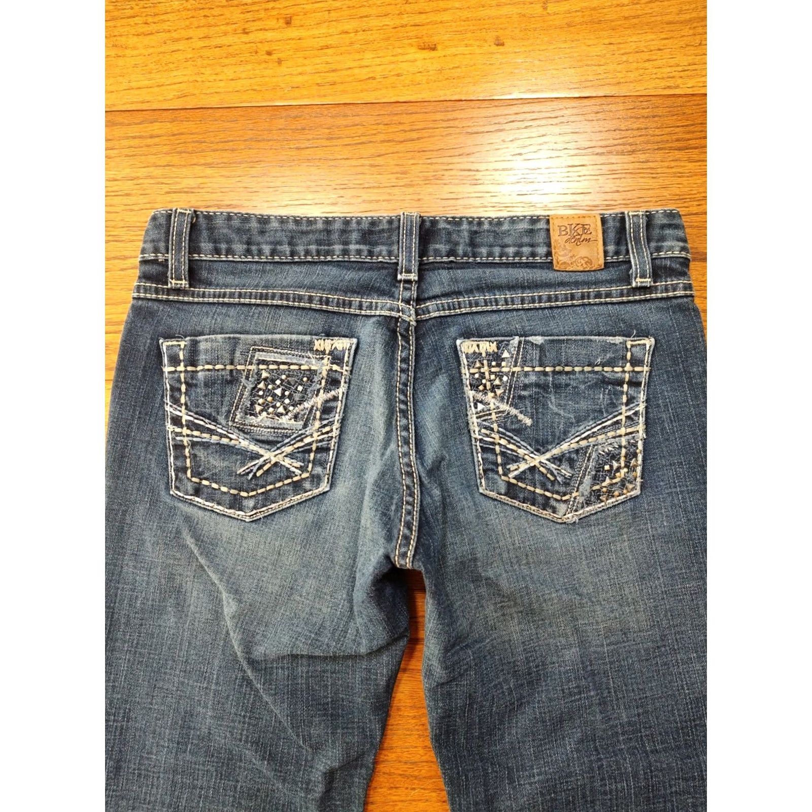 Vintage Buckle BKE Sabrina Low Rise Bootcut Jeans Women 27 Blue Denim Slim 5-Pocket Logo Embroidered Zipper Pocket Machine Washable Regular XS? Size 27" / US 4 / IT 40 - 3 Thumbnail