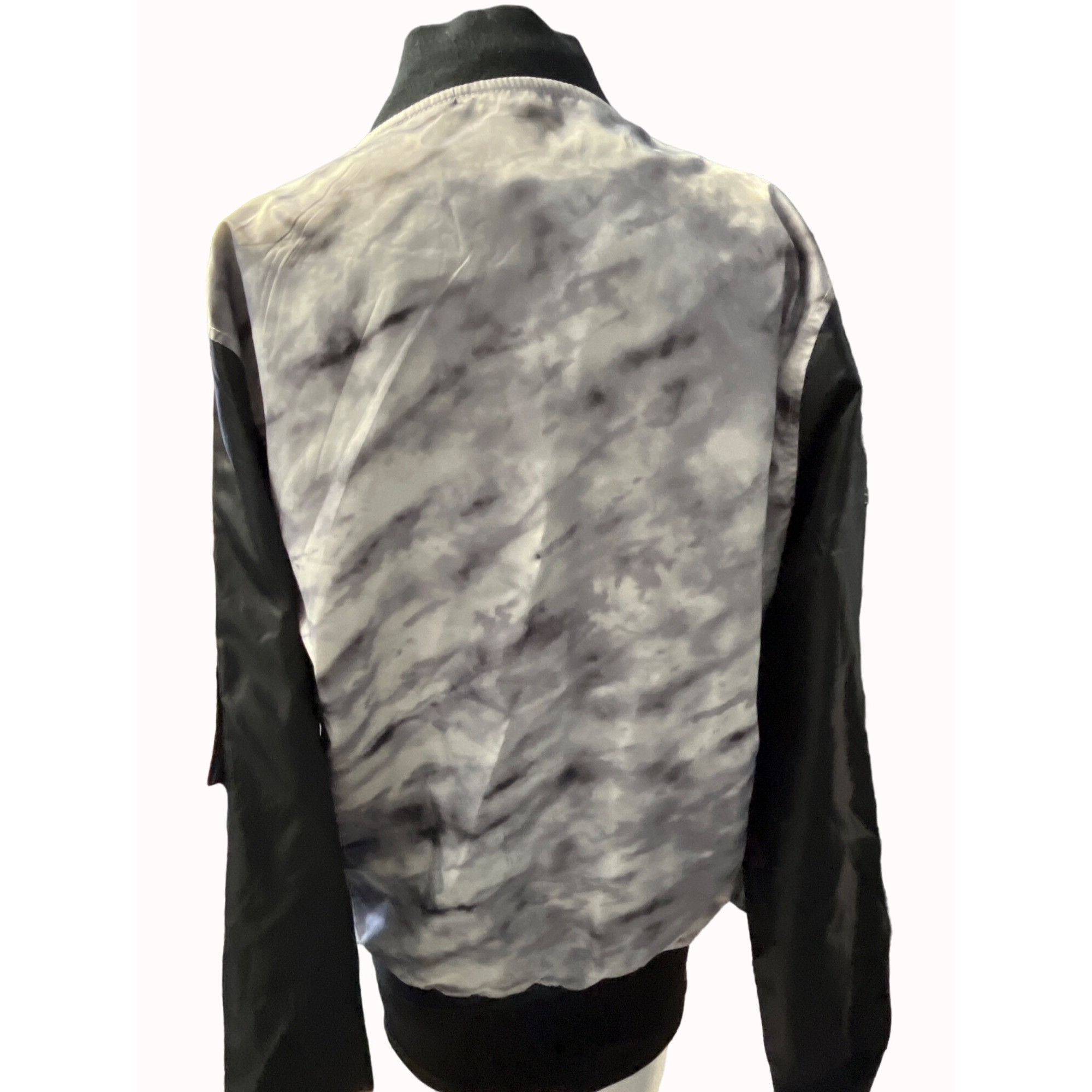 Carbon Carbon Women's Grey Windbreaker Jacket Size S SKU 6301 Size S / US 4 / IT 40 - 2 Thumbnail