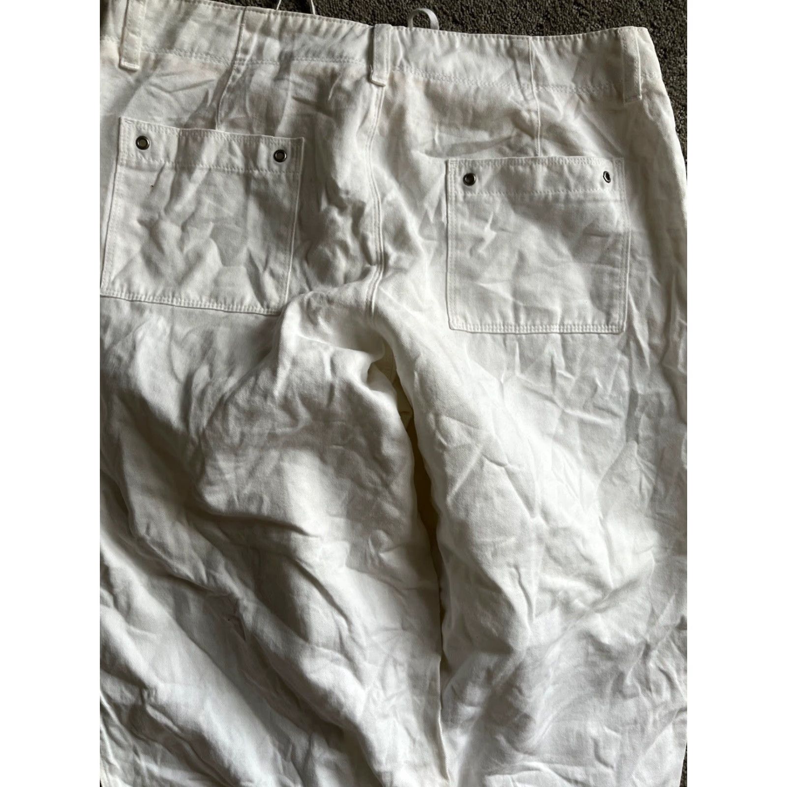 Lee Lee Women's White Stretch Mid Rise Capri Pants Size 12 Regular 5-Pocket Twill Size 34" / US 12 / IT 48 - 4 Thumbnail