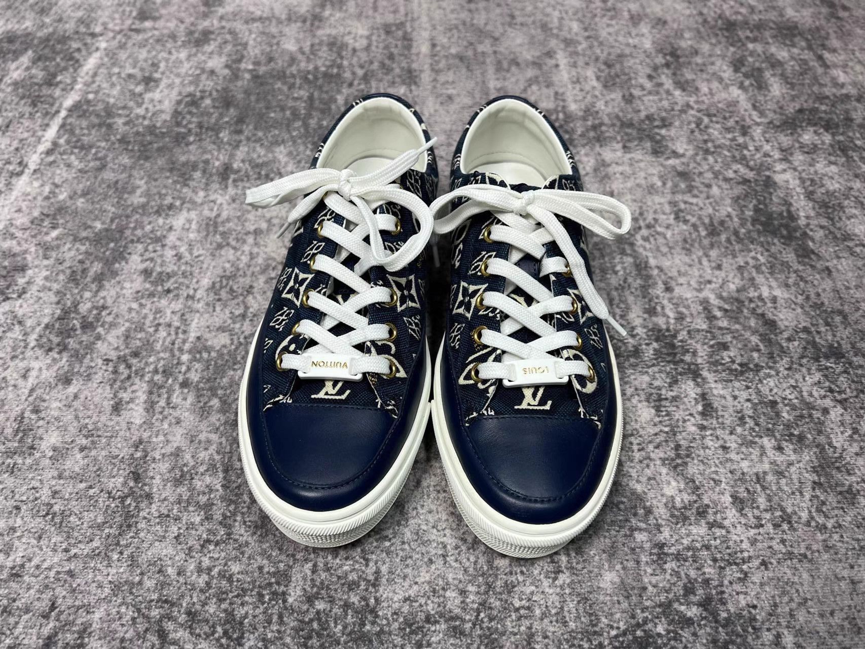 Louis Vuitton LV Monogram Sneakers K1 Size US 6 / IT 36 - 2 Thumbnail
