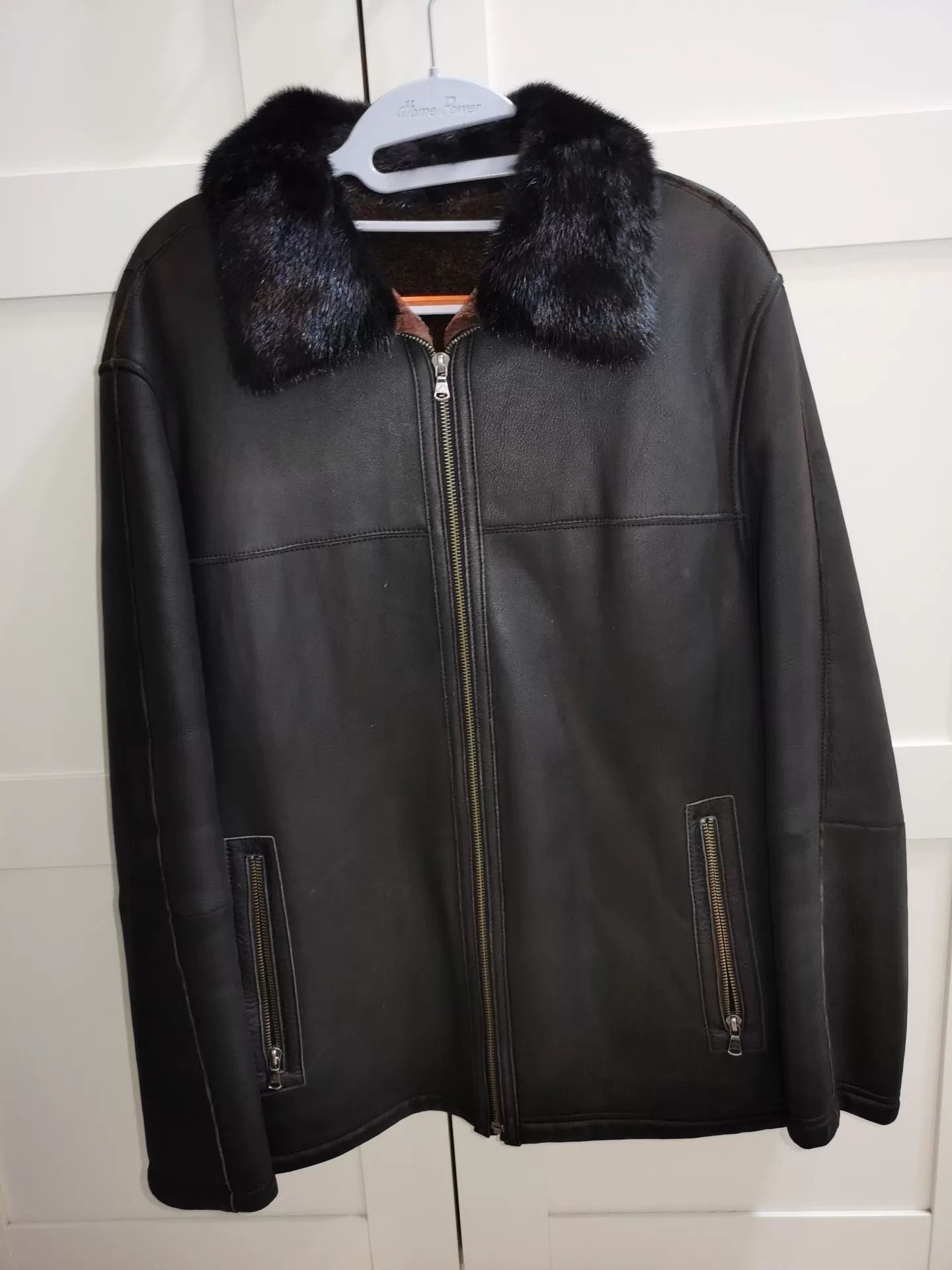 Giovanni Valentino black leather jacket with fur collar Size US M / EU 48-50 / 2 - 1 Thumbnail