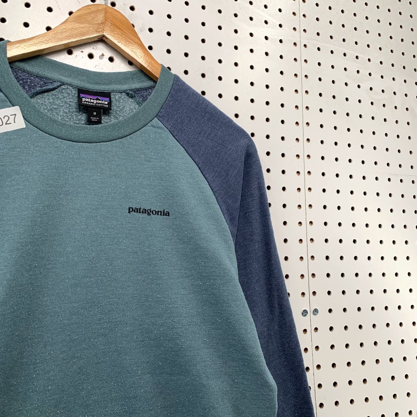Patagonia Patagonia Sweatshirt Mens M Blue Organic Cotton Crewneck Lightweight Pullover Size US M / EU 48-50 / 2 - 6 Thumbnail