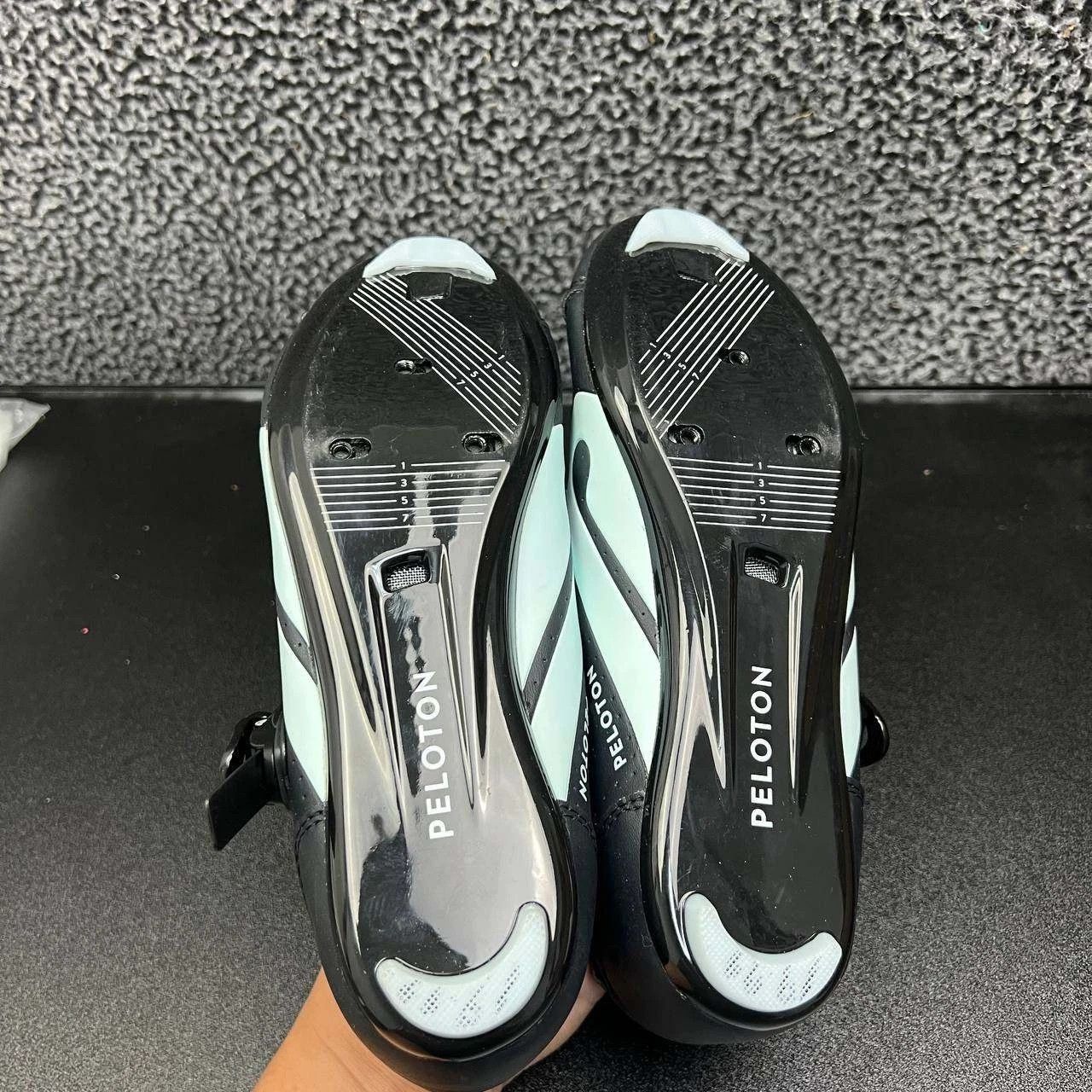 Peloton Peloton Indoor Cycling Shoes Unisex 39 Black PL-SH-02 Size US 8 / EU 41 - 7 Thumbnail