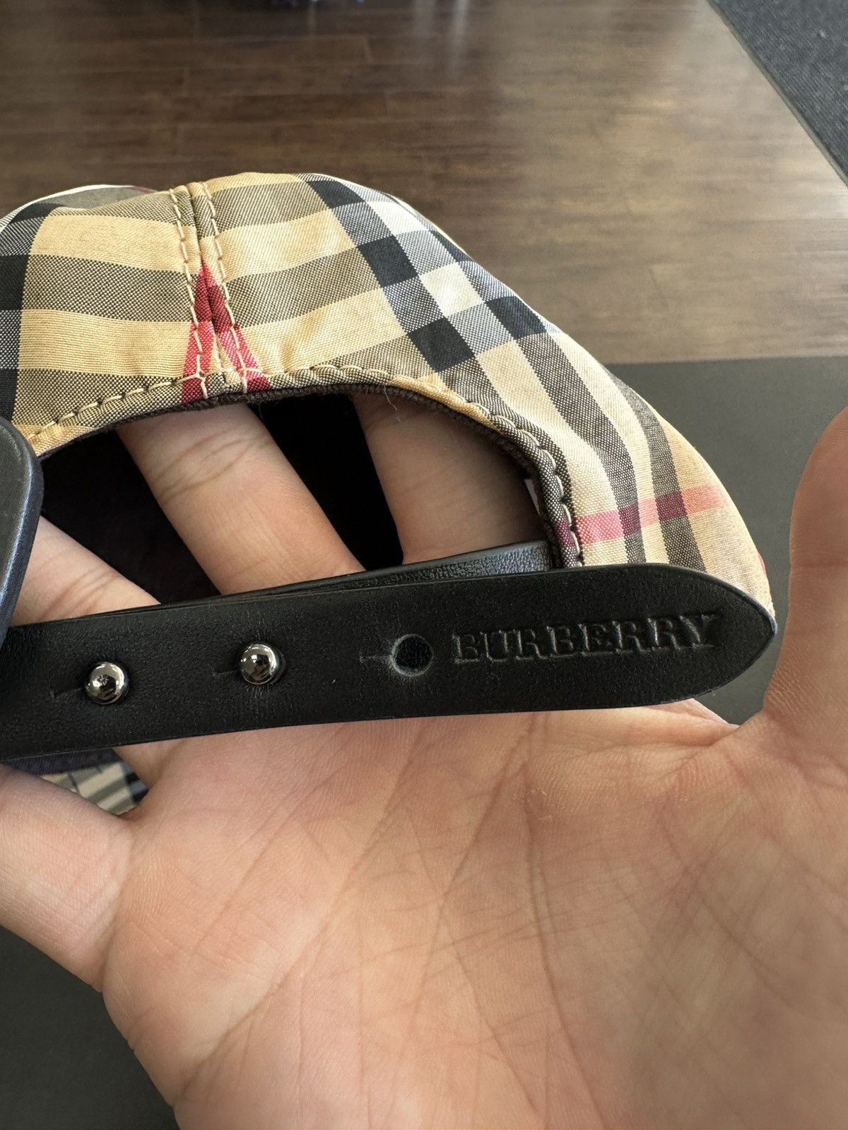 Burberry BURBERRY NOVA CHECK SNAPBACK HAT Size ONE SIZE - 3 Thumbnail