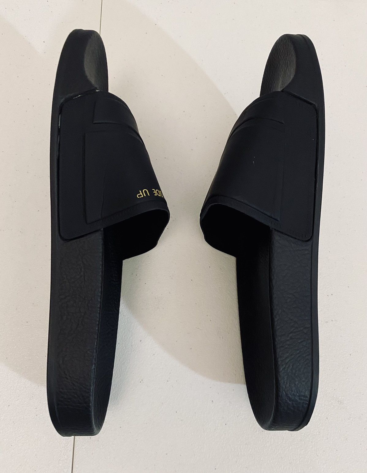Adidas × Raf Simons Raf Simons 🇮🇹 x Adilette 'Bunny Black' All Blacks 6 M 8 W New Size US 6 / EU 39 - 7 Thumbnail