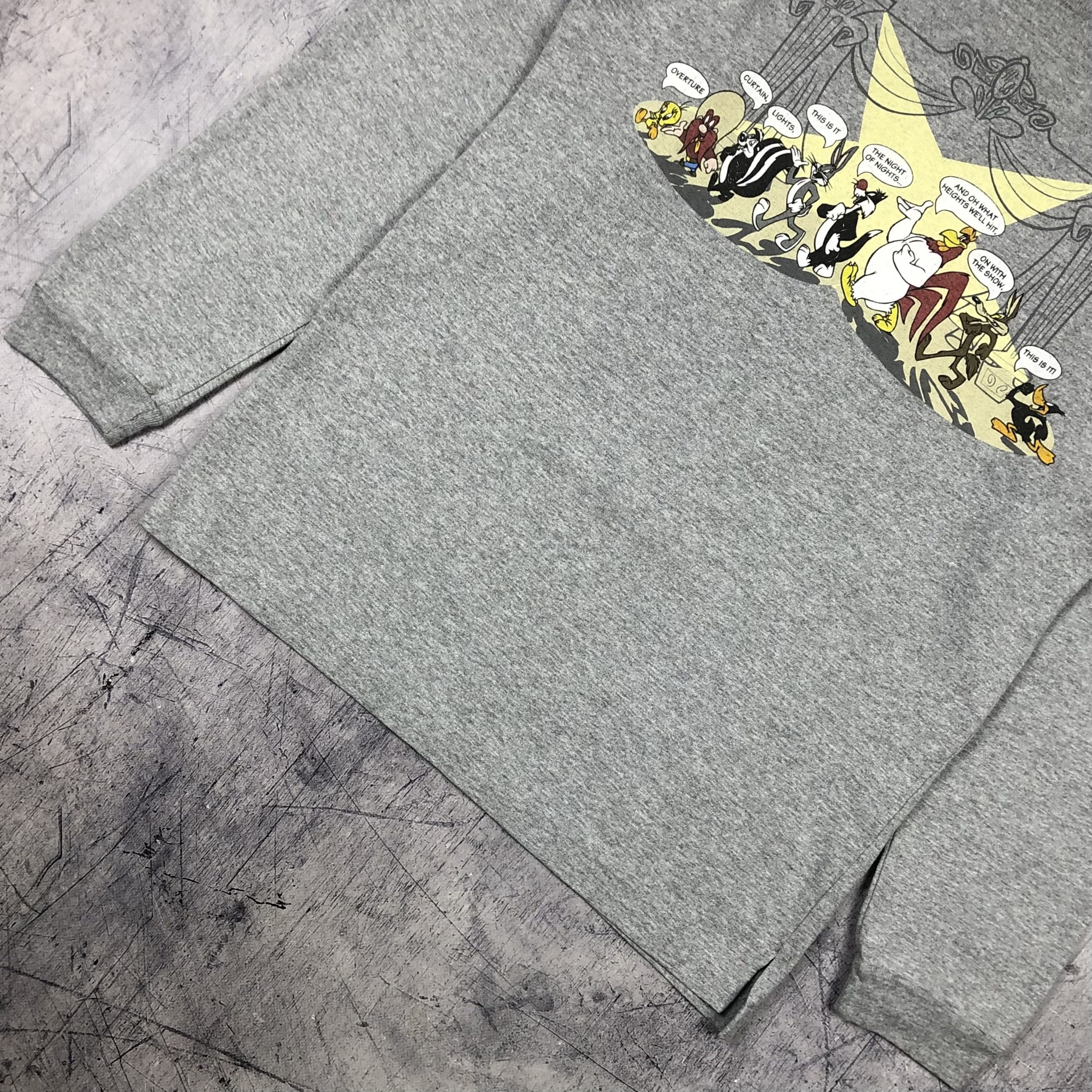 Warner Bros Vintage 1991 Warner Bros Looney Tunes Hero Long Sleeve Tee Size US M / EU 48-50 / 2 - 11 Thumbnail