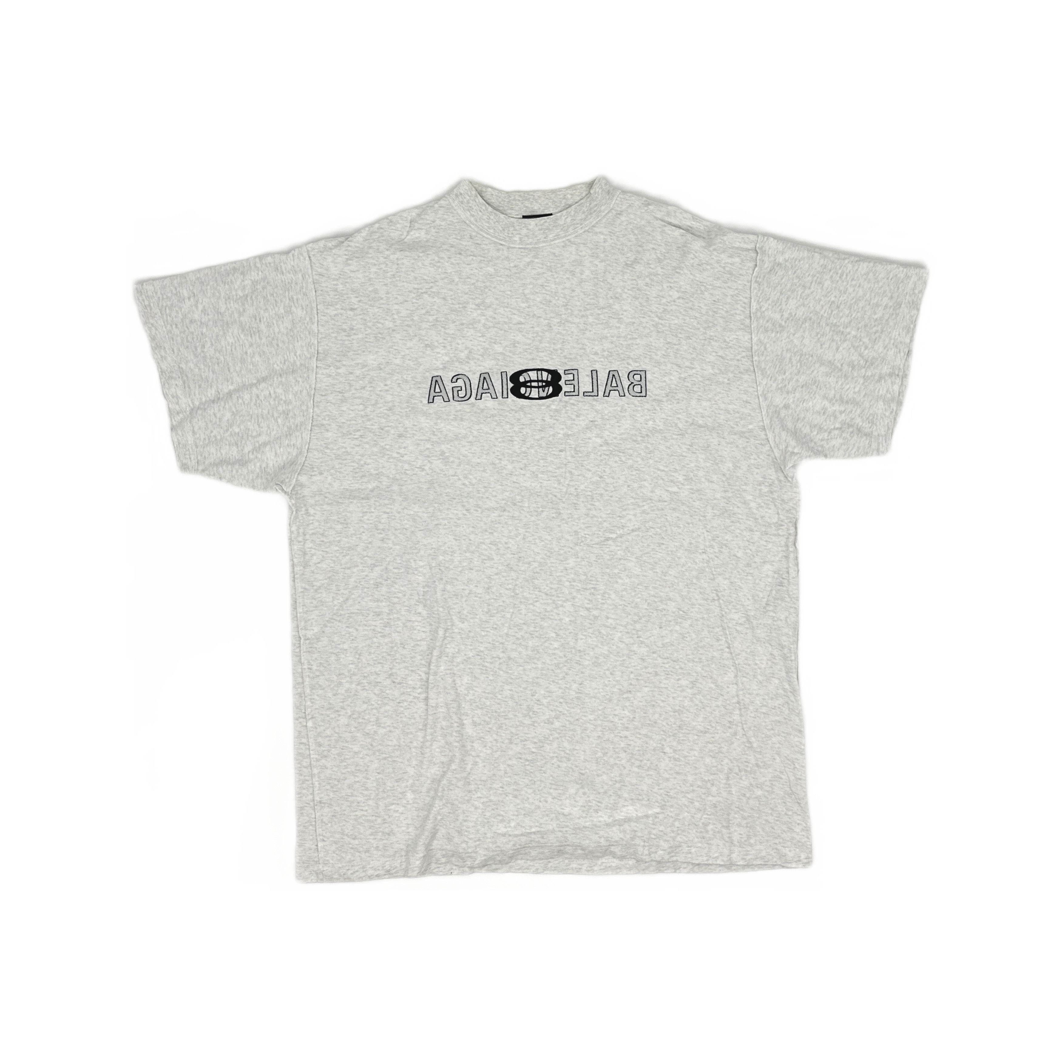 Balenciaga Balenciaga Logo Graphic T-Shirt Size 3 Size US L / EU 52-54 / 3 - 1 Thumbnail