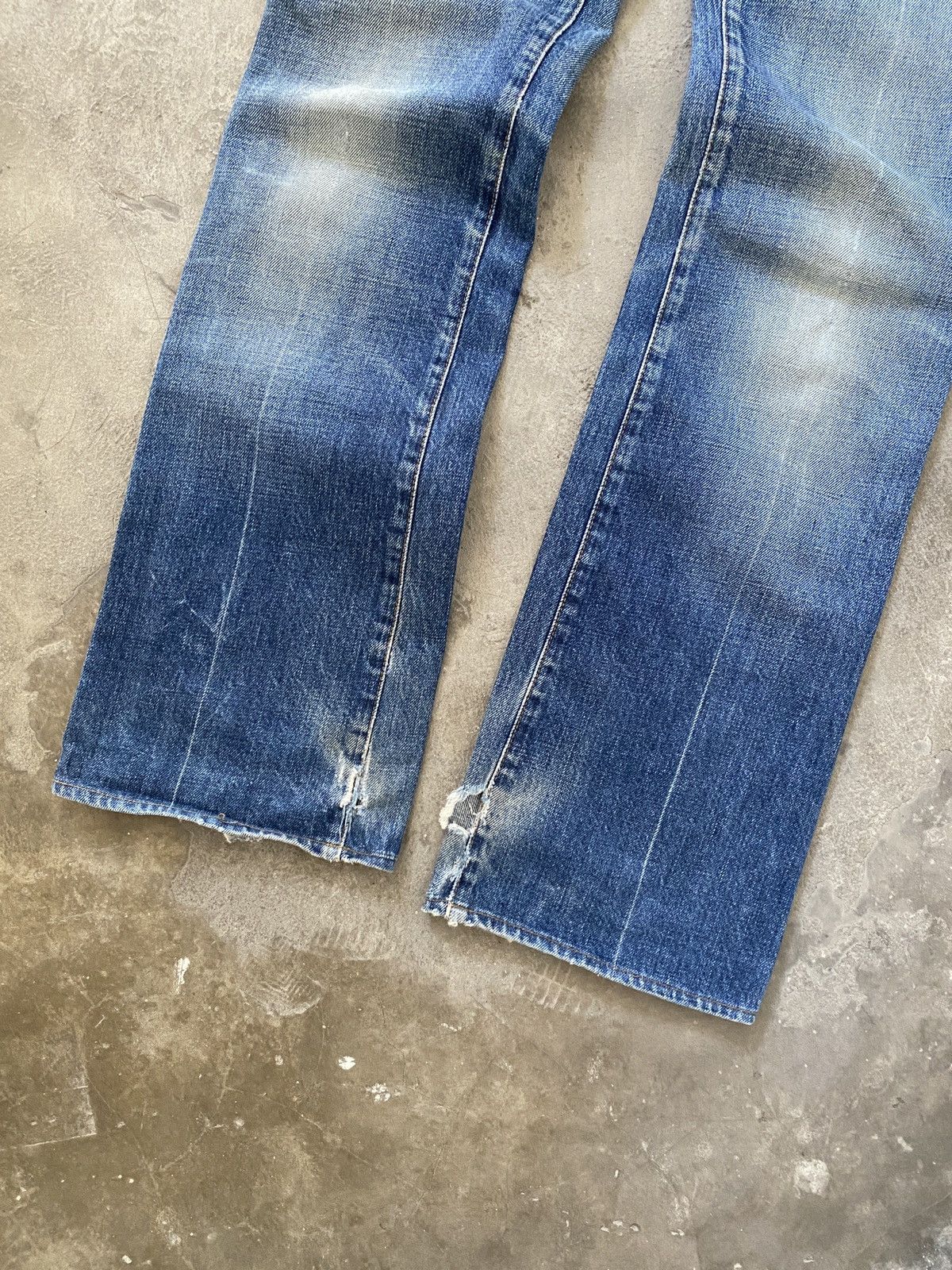 Yves Saint Laurent AW2004 Tom Ford Era YSL Washed Flared Denim Size US 28 / EU 44 - 13 Thumbnail