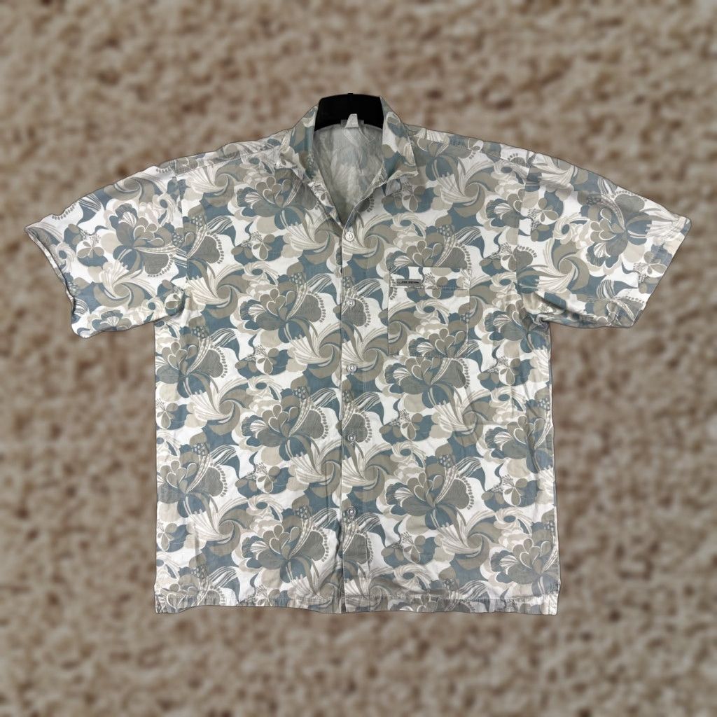 No Fear VINTAGE No Fear Shirt Men XL Gray Floral Button Up Hawaiian Cotton Size US XL / EU 56 / 4 - 1 Thumbnail