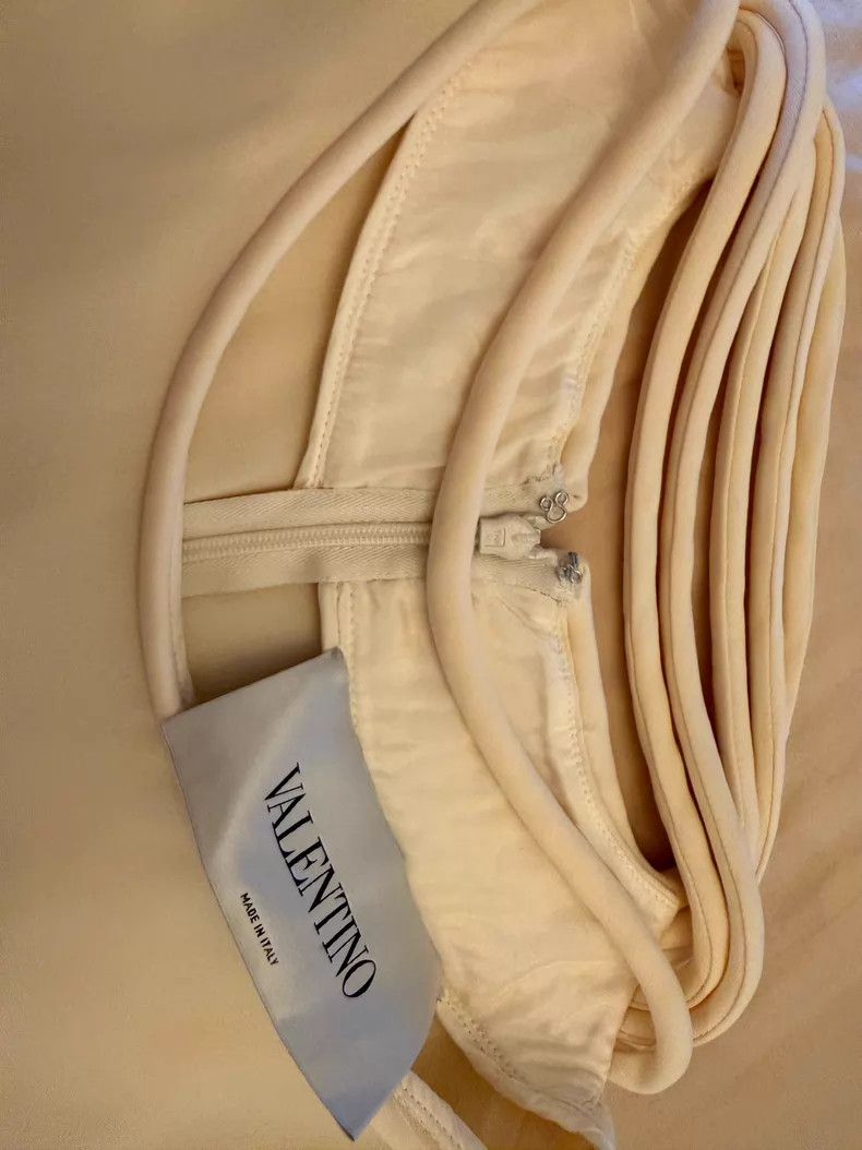 Valentino Valentino dress Size XS / US 0-2 / IT 36-38 - 2 Thumbnail