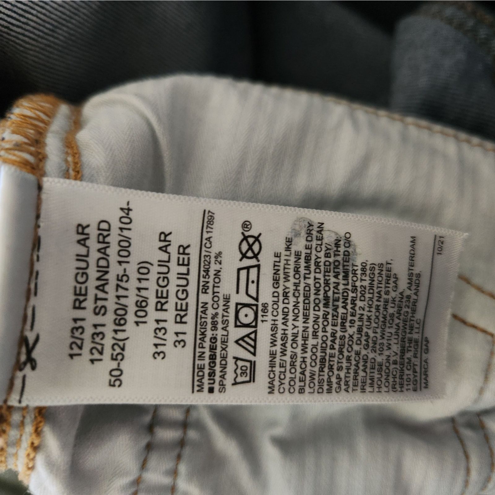 Gap Gap Vintage High Rise Flare Jeans Medium wash 12 / 31 R Size 34" / US 12 / IT 48 - 5 Thumbnail