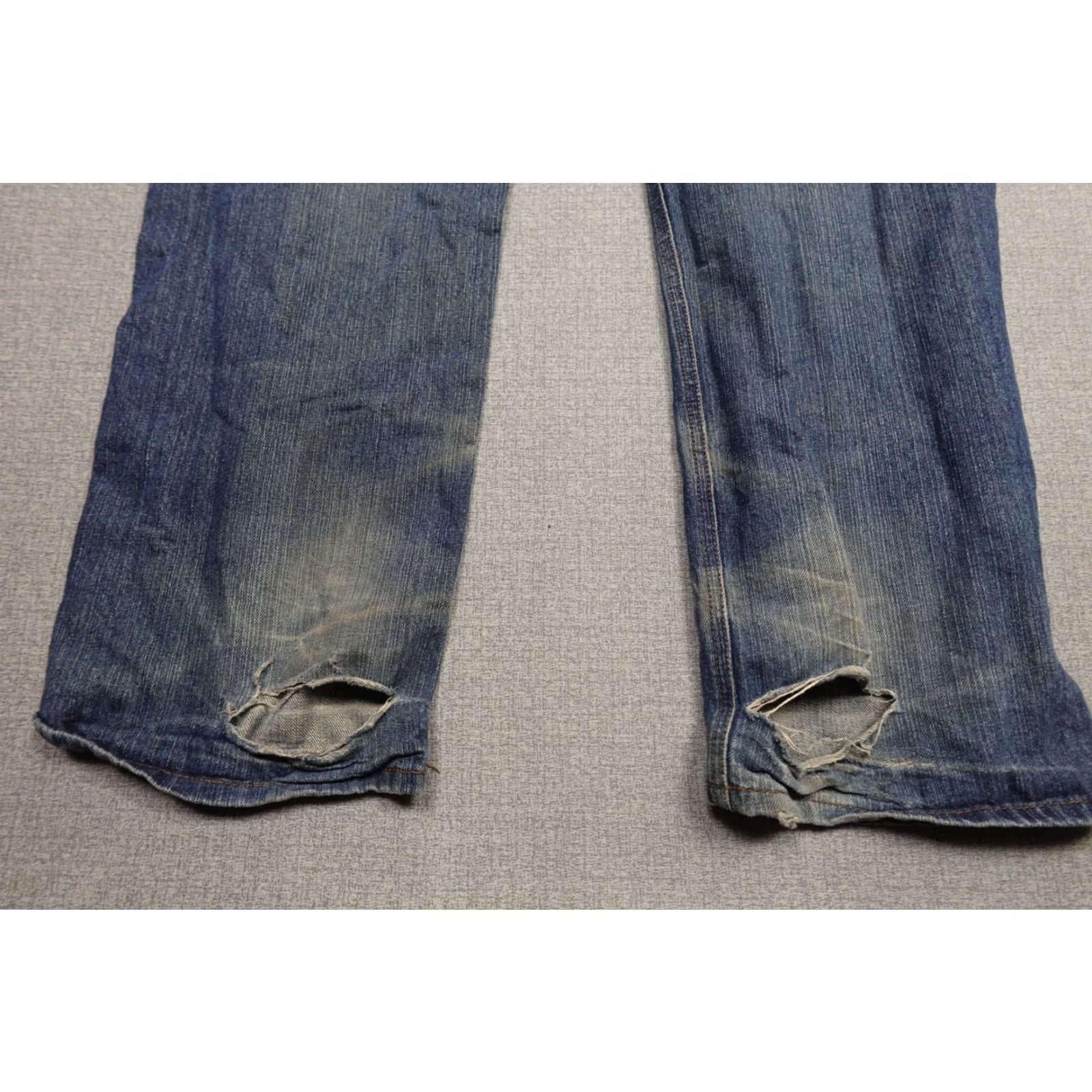 Phat Farm VINTAGE Phat Farm Jeans Mens 36x32 Blue Distressed Embroidered 5-Pocket Logo Denim Stonewash Straight 90s Mens Size US 36 / EU 52 - 5 Thumbnail
