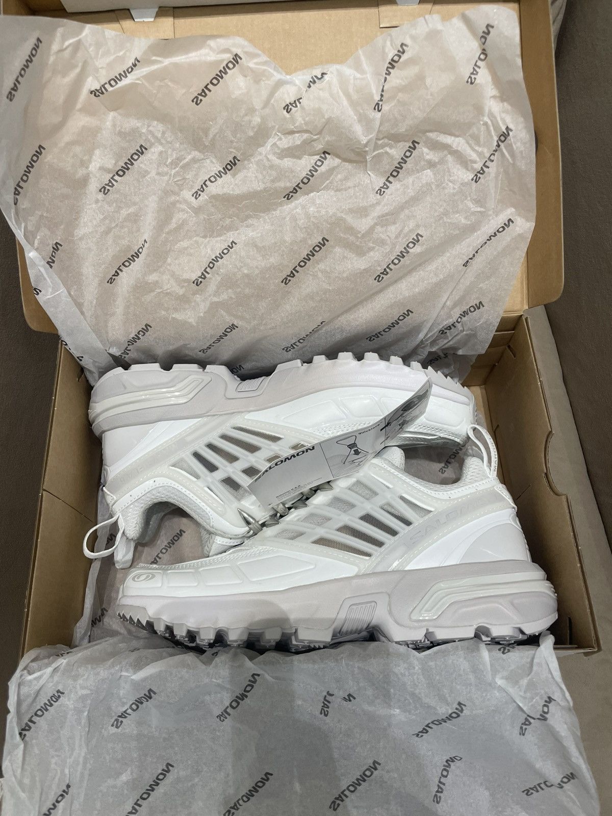 Maison Margiela × Salomon NIB Salomon x MM6 ACS PRO white sneaker US7/EUR40 Size US 7 / EU 40 - 1 Thumbnail