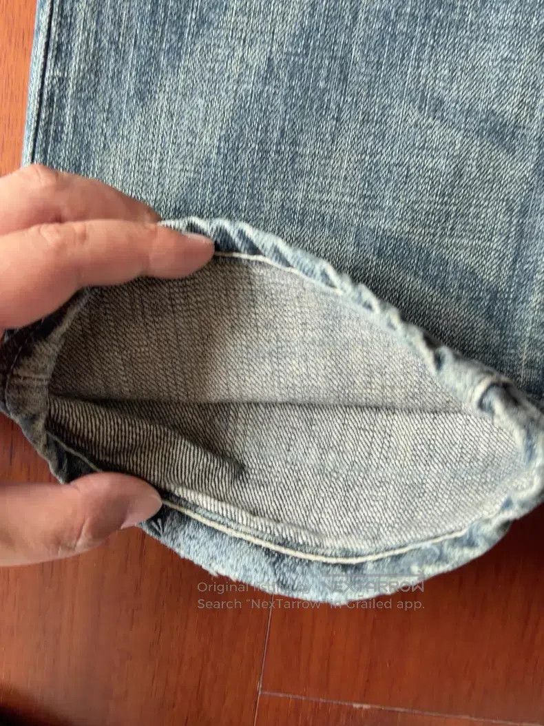 Neighborhood Neighborhood size M jeans Size US 27 - 8 Thumbnail