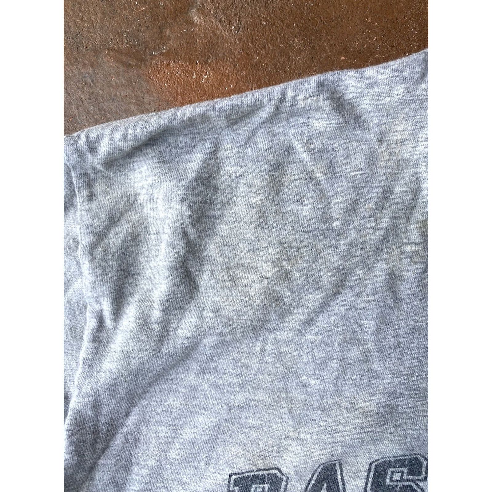 Nike VINTAGE Nike Basketball Spell Out T-Shirt 2XL Gray Crew Neck Long Sleeve Men - USA 90s Retro Hip Hop College Sports Pattern Embroidered Knit Cotton Size US XXL / EU 58 / 5 - 4 Thumbnail