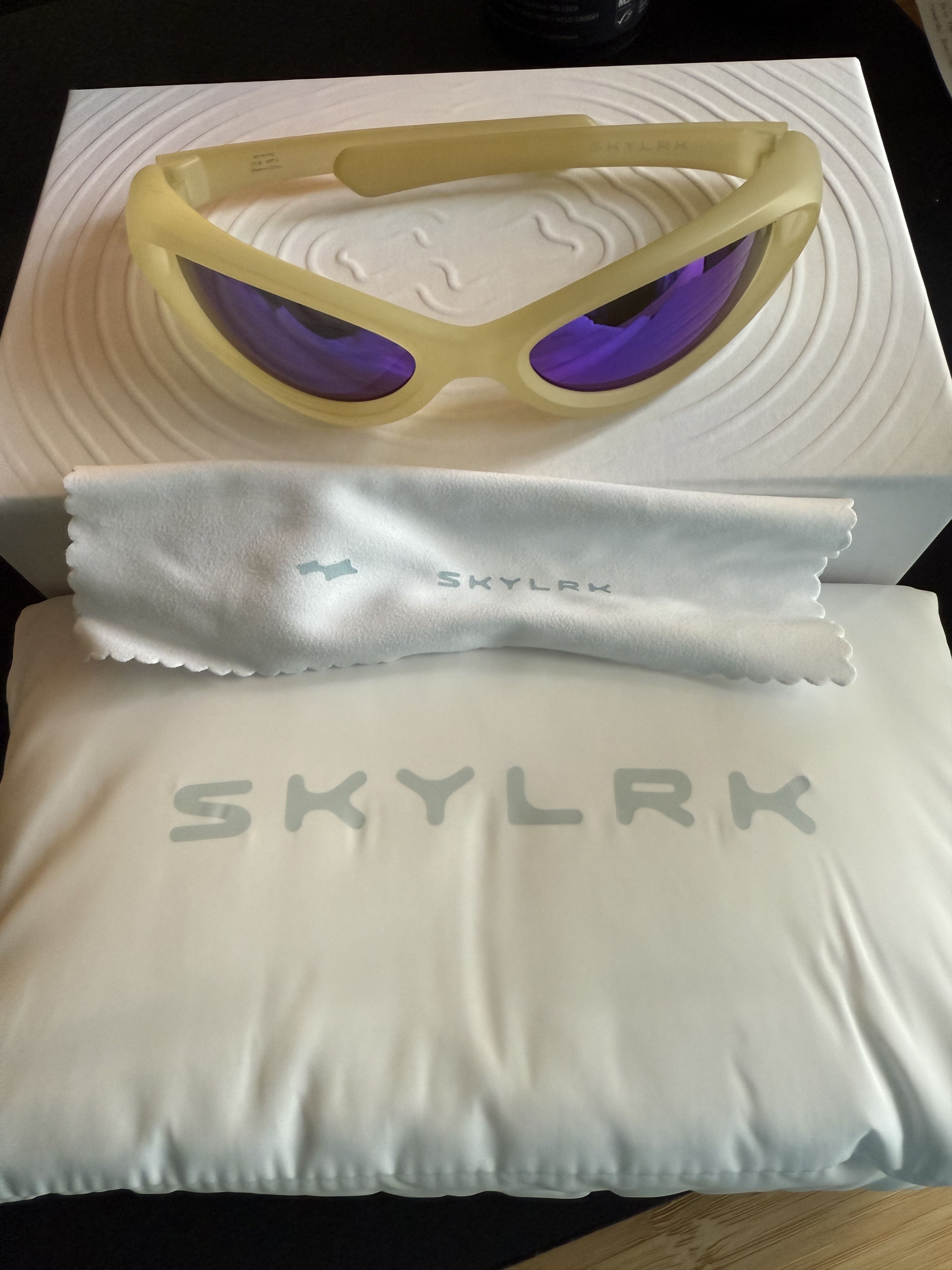 SKYLRK SKYLRK Speed Demon Sunglasses - Glue Size ONE SIZE - 1 Thumbnail