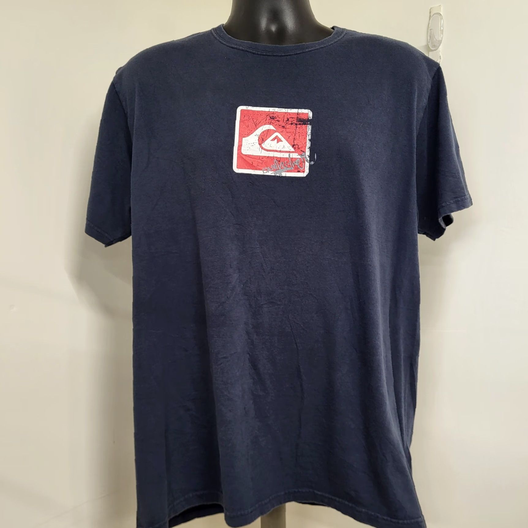 Quiksilver VINTAGE Quiksilver Shirt Men XL Surfing Board Surf Beach Active Logo Graphic Print Blue XL 100% Cotton Mens Size US XL / EU 56 / 4 - 2 Thumbnail