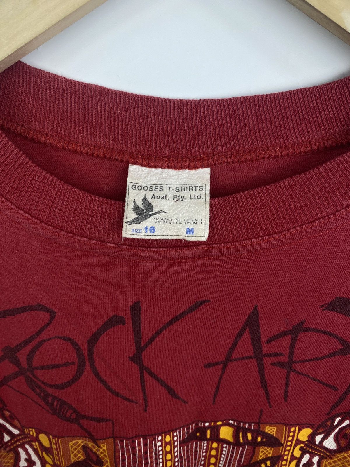 Designer 🇦🇺 Vintage 90s Aboriginal Rock Art Australia Animals T-shirt Size US M / EU 48-50 / 2 - 5 Thumbnail