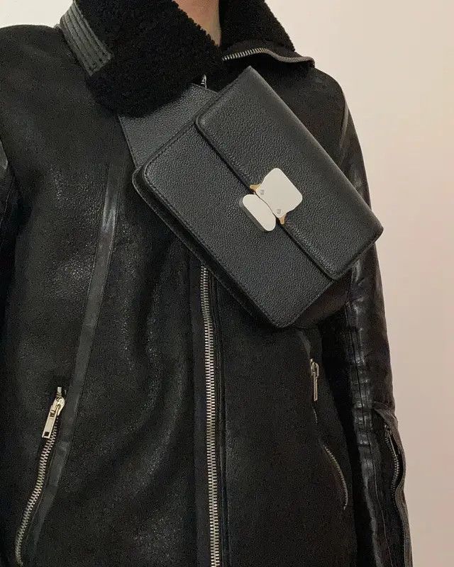 1017 ALYX 9SM × Alyx × MMW ALYX crossbody buckle bag Size ONE SIZE - 4 Thumbnail