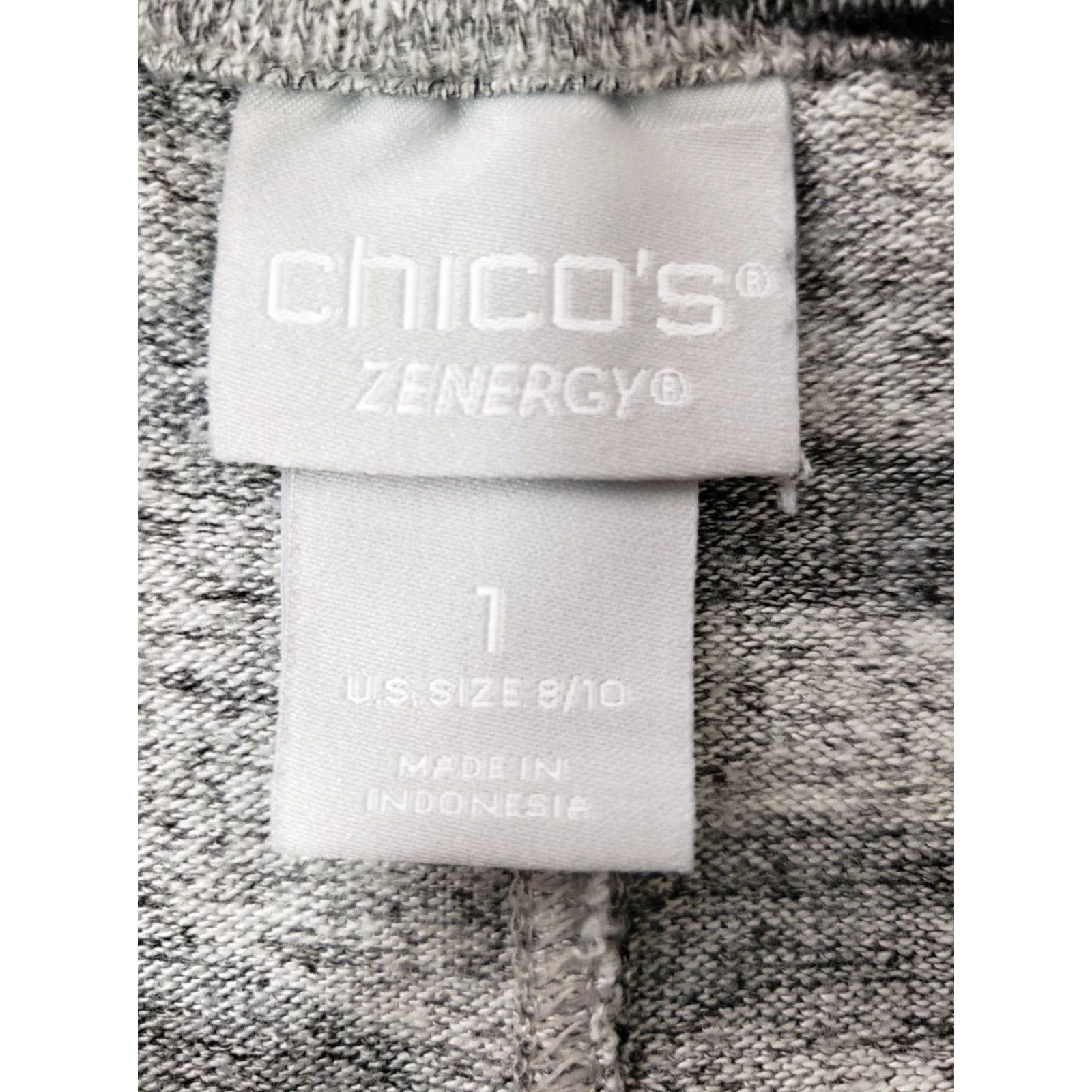 Vintage VINTAGE Chico’s Women's Tunic Top Zebra Gray Black Rayon Blend Long Sleeve Size 8/10 Round Neck Pullover Casual Blouse Feminine Womens Size M / US 6-8 / IT 42-44 - 3 Thumbnail