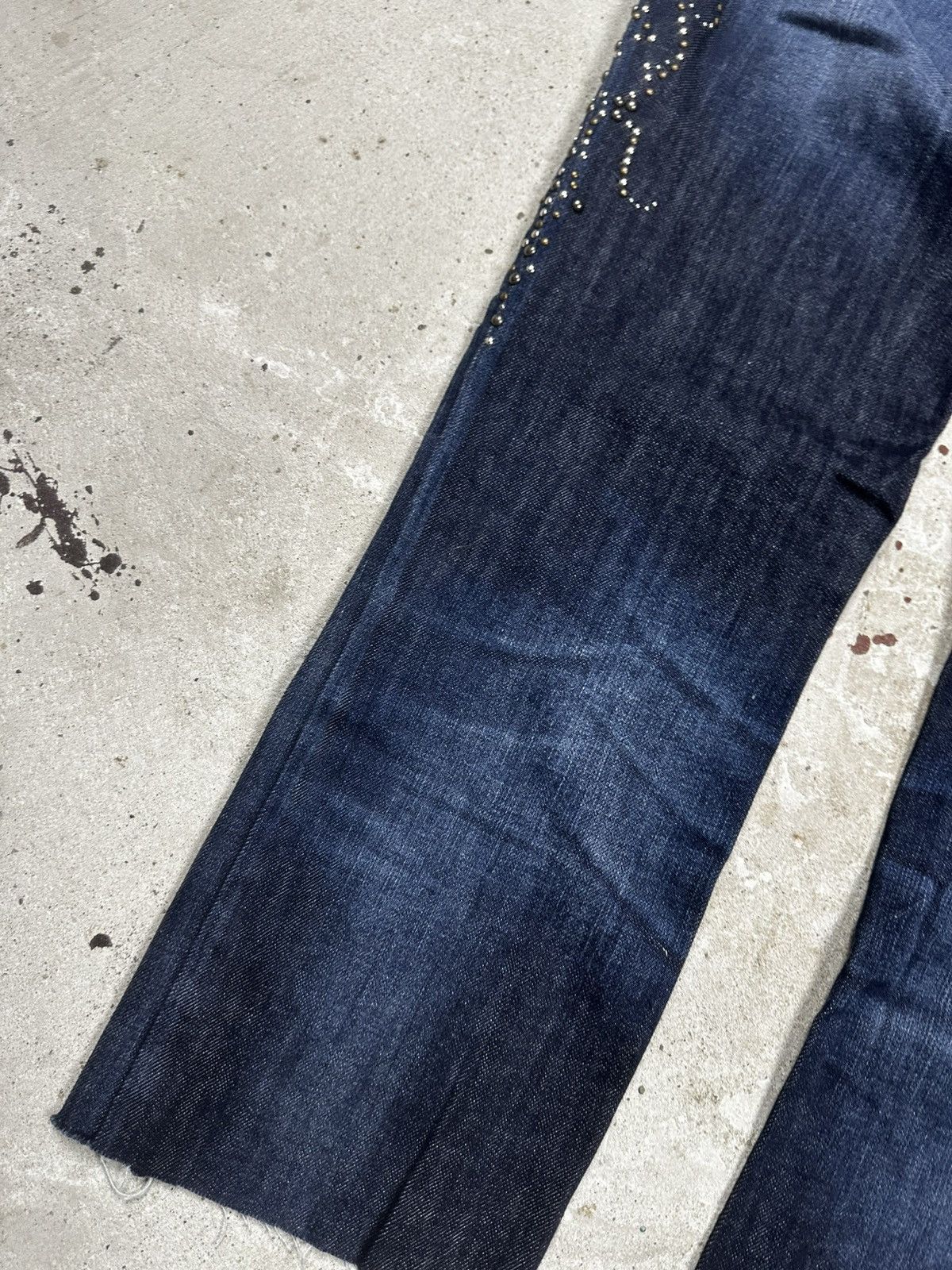 Just Cavalli AW2010 Just Cavalli Studed Jeans Washed Flare Bootcut Denim Size 27" / US 4 / IT 40 - 20 Thumbnail
