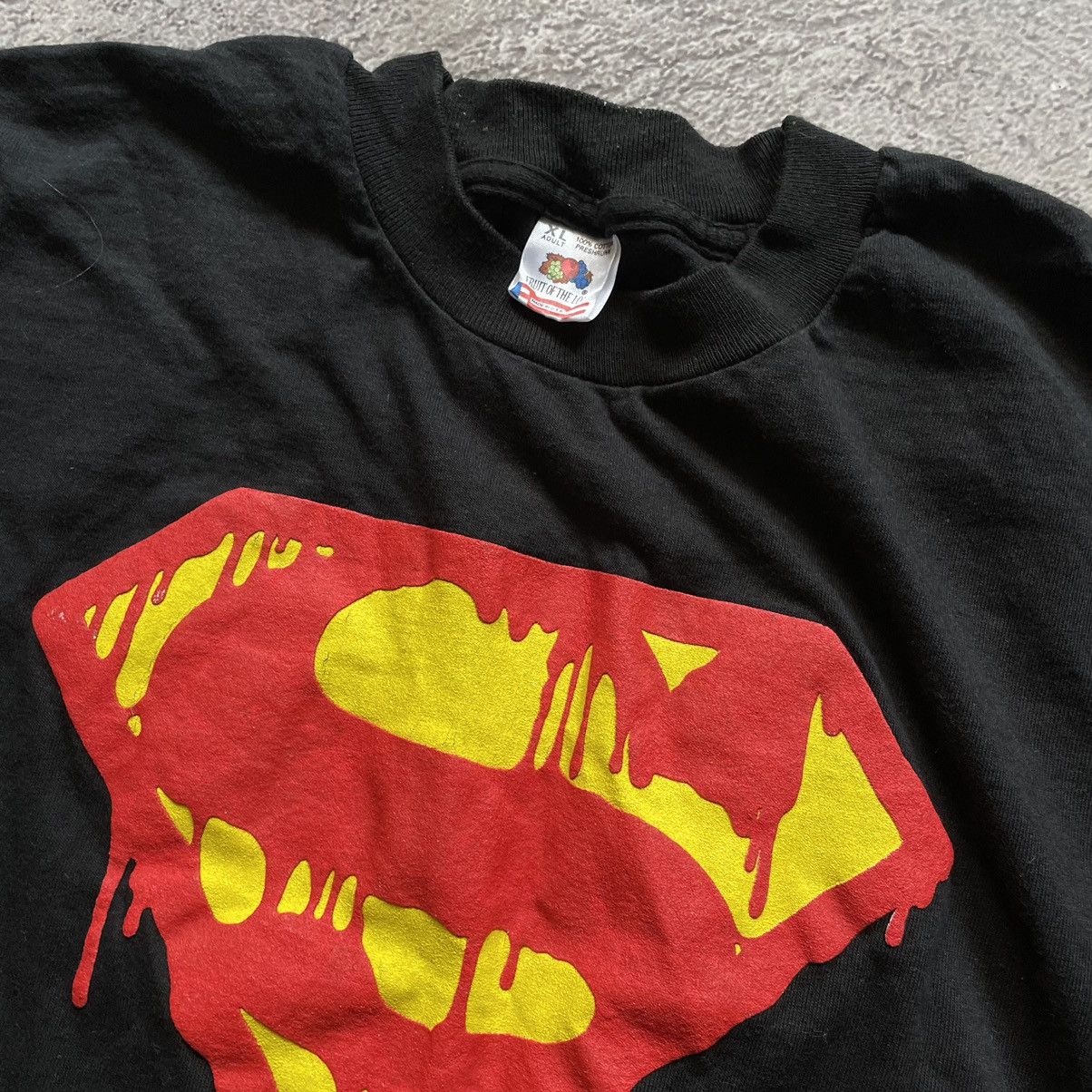 Vintage Vintage 90s Superman Graphic Tee Thrashed Grunge Baggy XL Size US XL / EU 56 / 4 - 7 Thumbnail