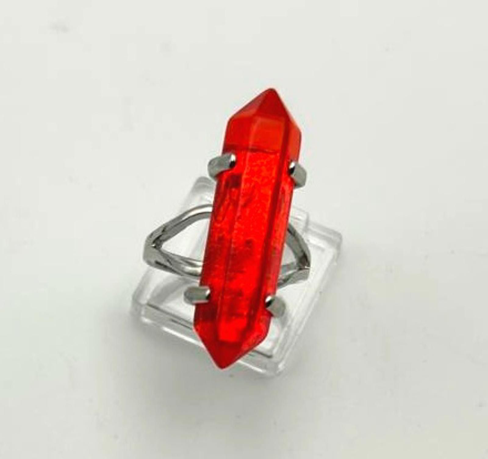 Designer Vintage Statement Ring Red Crystal Hexagon Lucite Jewelry Size ONE SIZE - 1 Thumbnail