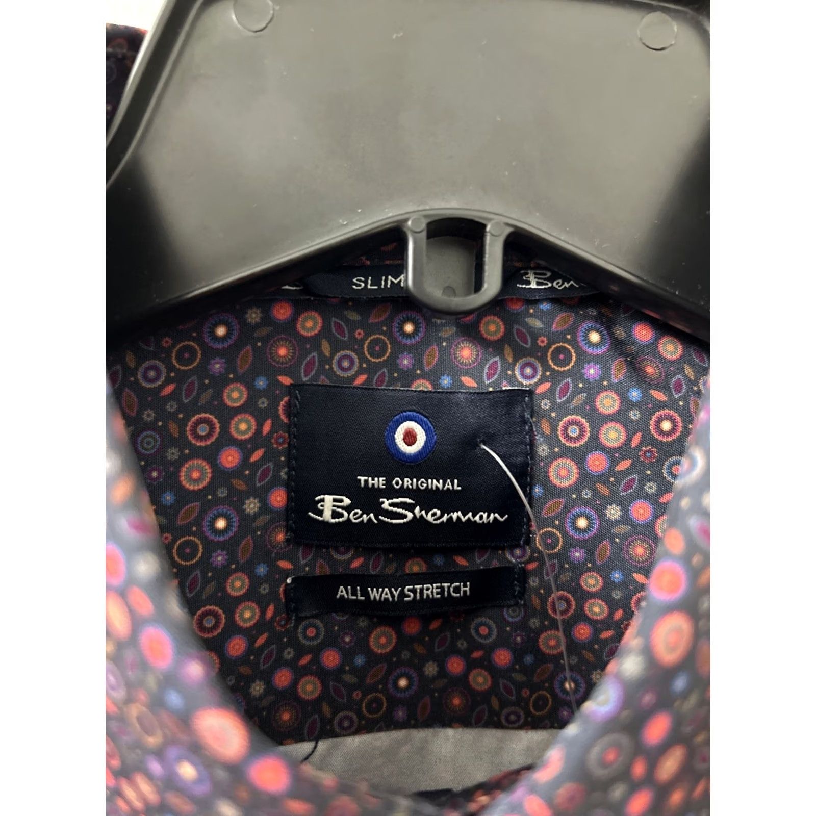 Ben Sherman Ben Sherman Slim Fit Button Down Shirt Mens Medium Black Floral L/S Slim Stretch Wrinkle Free Moisture Wicking Button-Up Pattern Floral Size US M / EU 48-50 / 2 - 6 Thumbnail