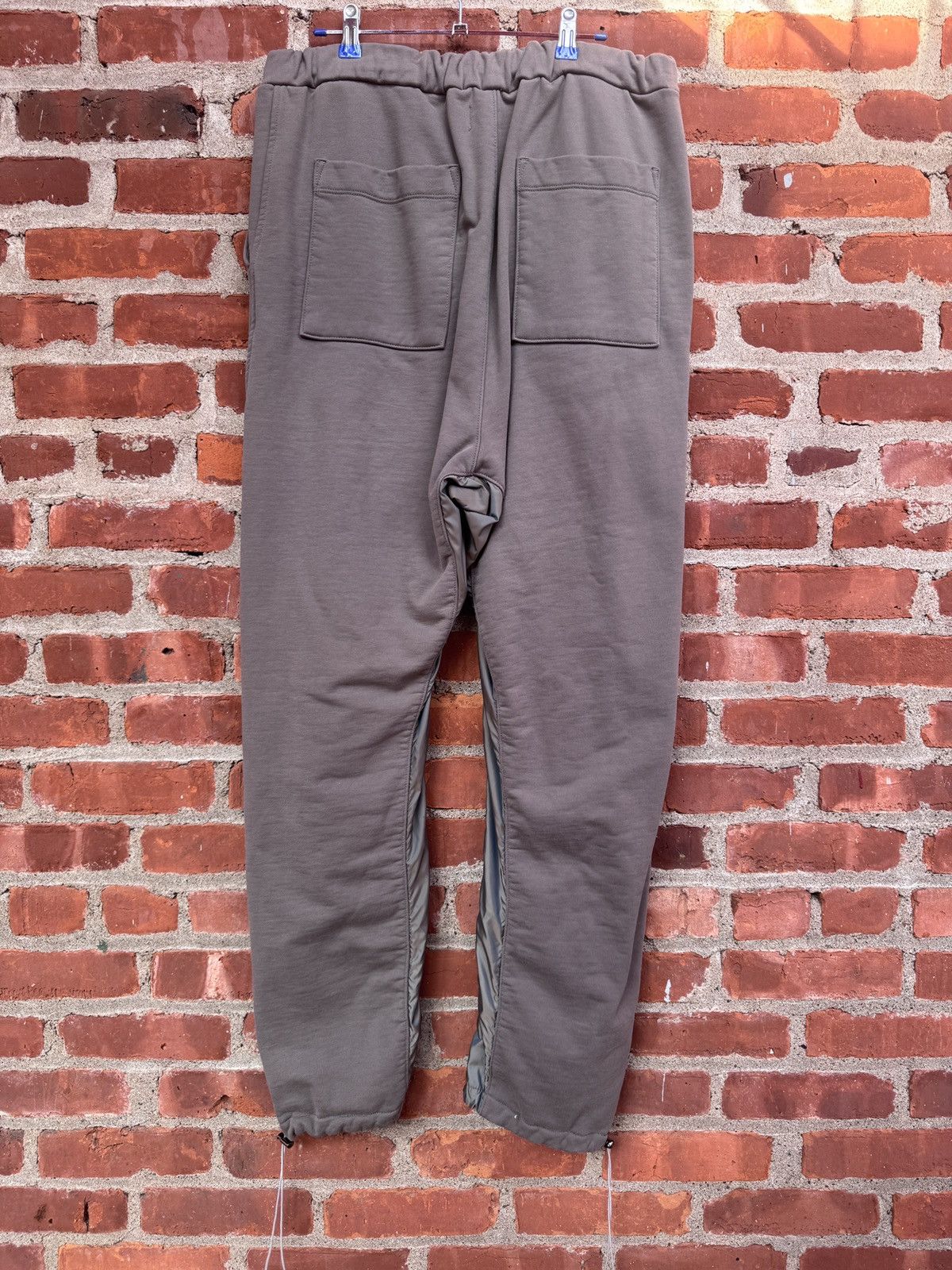 Fear of God Fear of god 6th relaxed iridescent nylon sweatpants Size US 35 - 2 Thumbnail