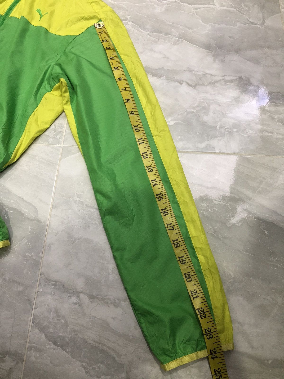 Puma Puma Neon Green / Yellow Windbreaker Jacket Size US S / EU 44-46 / 1 - 19 Thumbnail