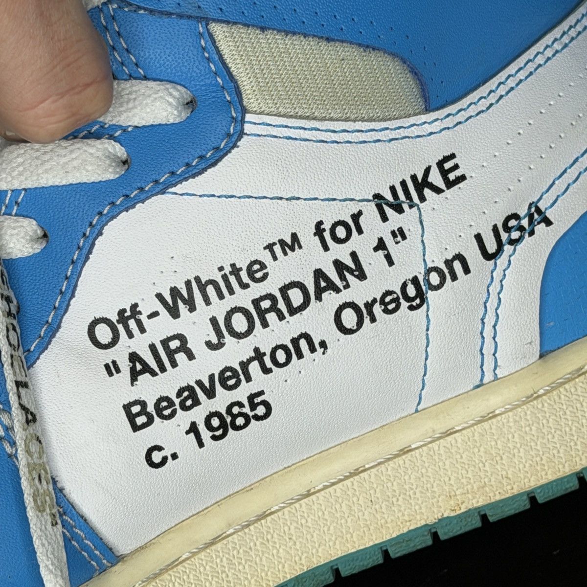 Nike × Off-White Nike Off-White Blue UNC Jordan 1 Hightop Sneakers Size US 9.5 / EU 42-43 - 8 Thumbnail