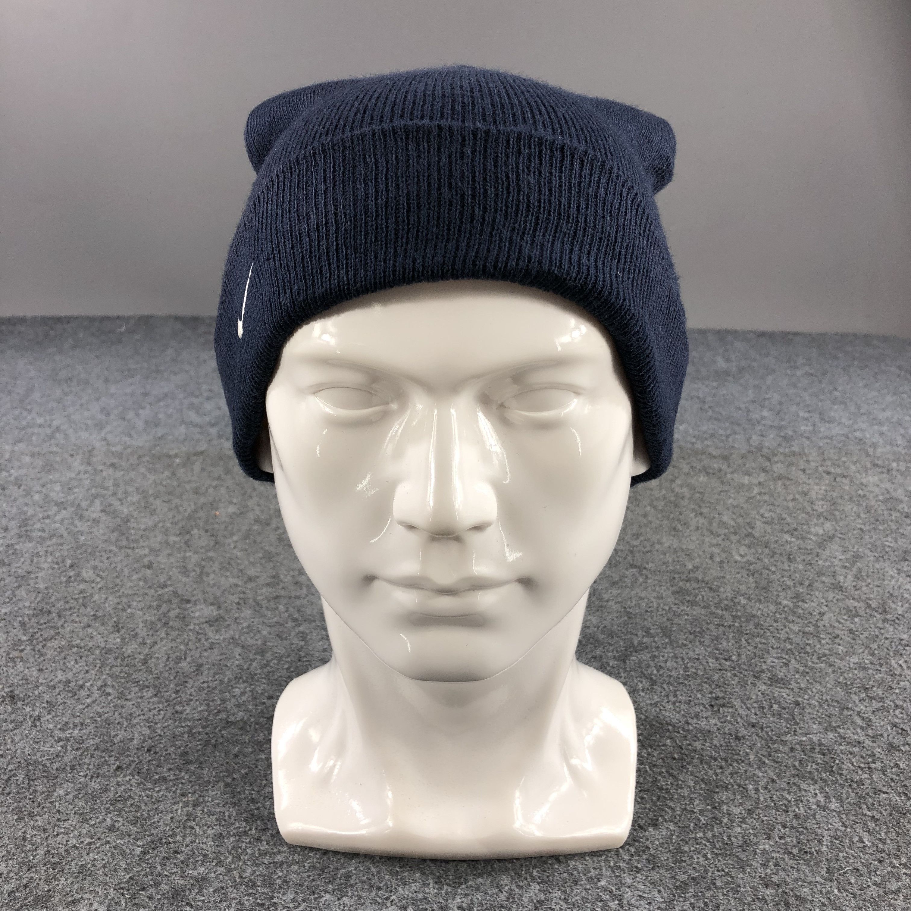 Nike Nike Swoosh Fisherman Beanie Snowcap Snow Hat B304 Size ONE SIZE - 2 Thumbnail