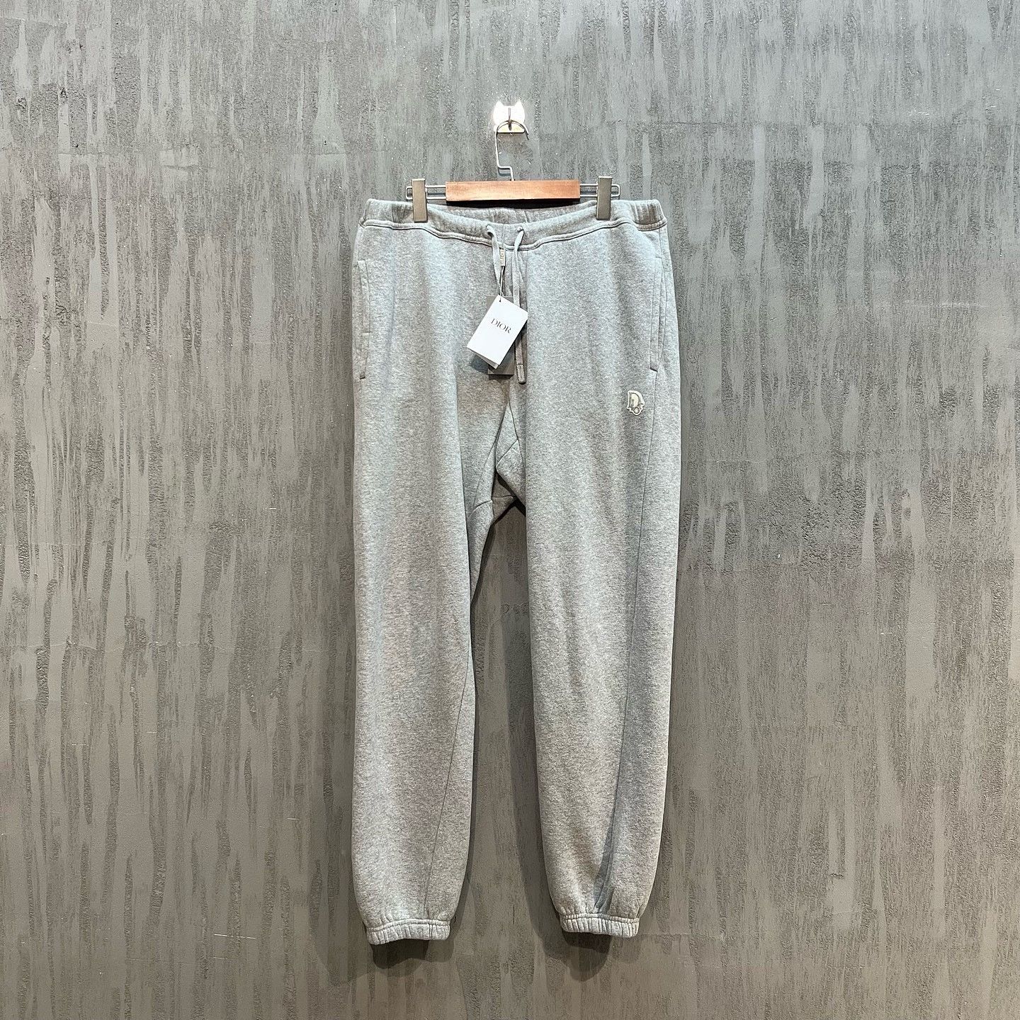 Dior Dior Embroidered Logo Sweatpants Size XL Size US 36 / EU 52 - 1 Thumbnail