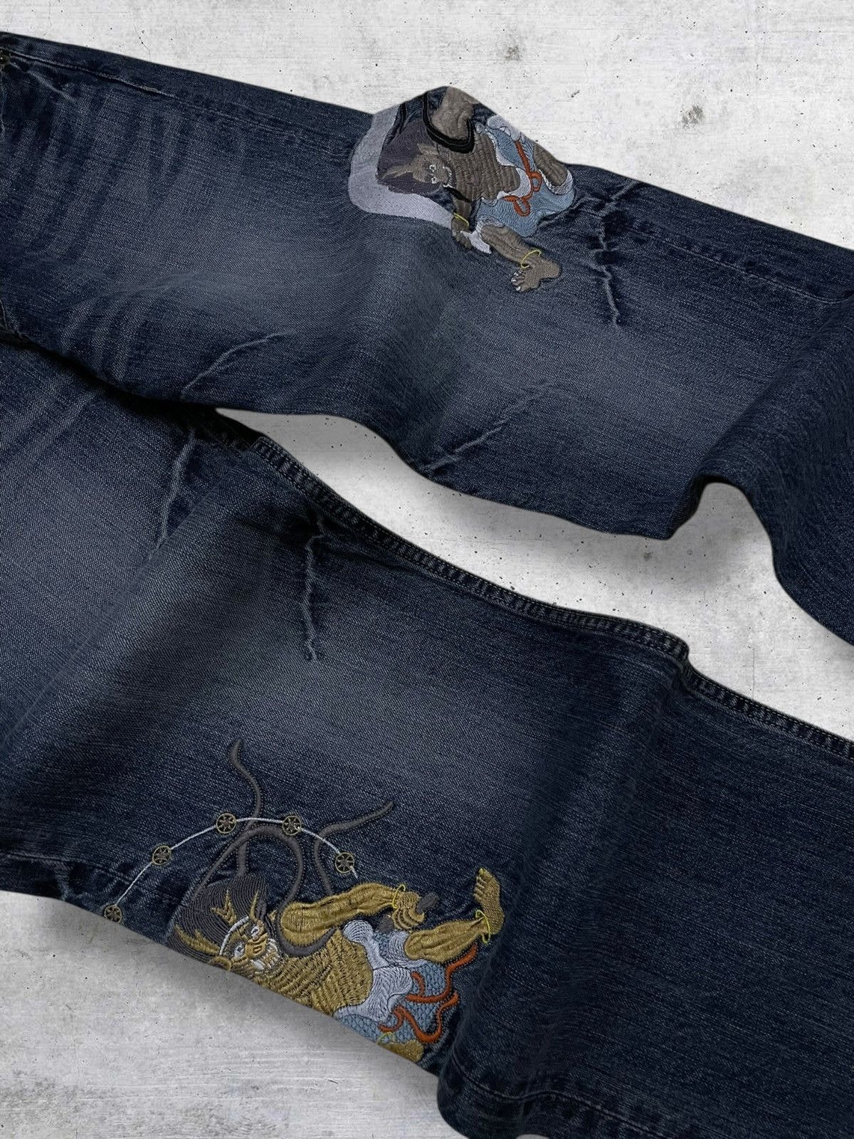 Japanese Brand VINTAGE KARAKURI TAMASHI RARE FIND EMBROIDERY GODFIGHT DENIM Size US 28 / EU 44 - 6 Thumbnail