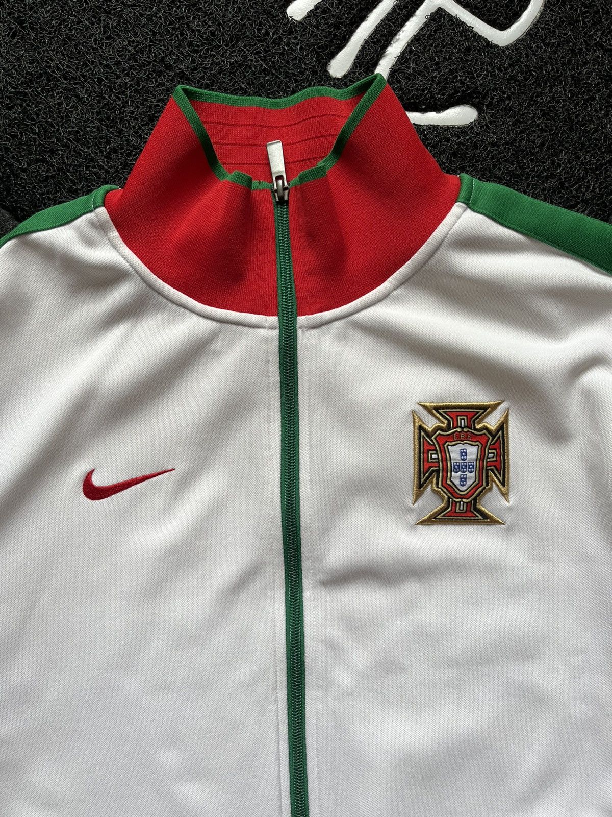 Nike × Vintage Vintage Nike Portugal 2010/2011 Football Track Jacket Size US XL / EU 56 / 4 - 3 Thumbnail