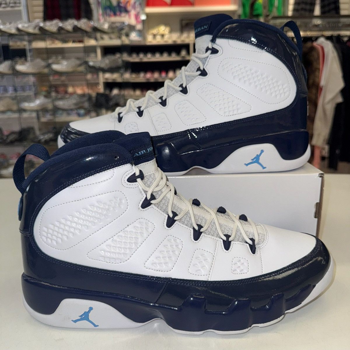 Nike Size 13 - Nike Air Jordan 9 Retro UNC 302370-145 Size US 13 / EU 46 - 1 Thumbnail