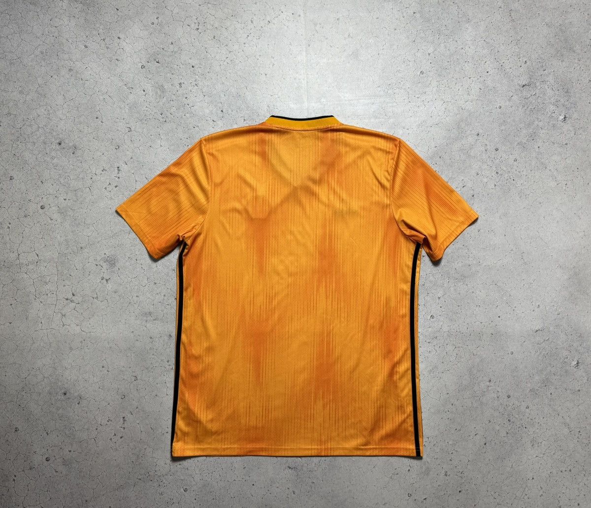 Adidas Adidas FC Wolverhampton 2019/2020 Vintage Soccer Jersey Size US XL / EU 56 / 4 - 9 Thumbnail