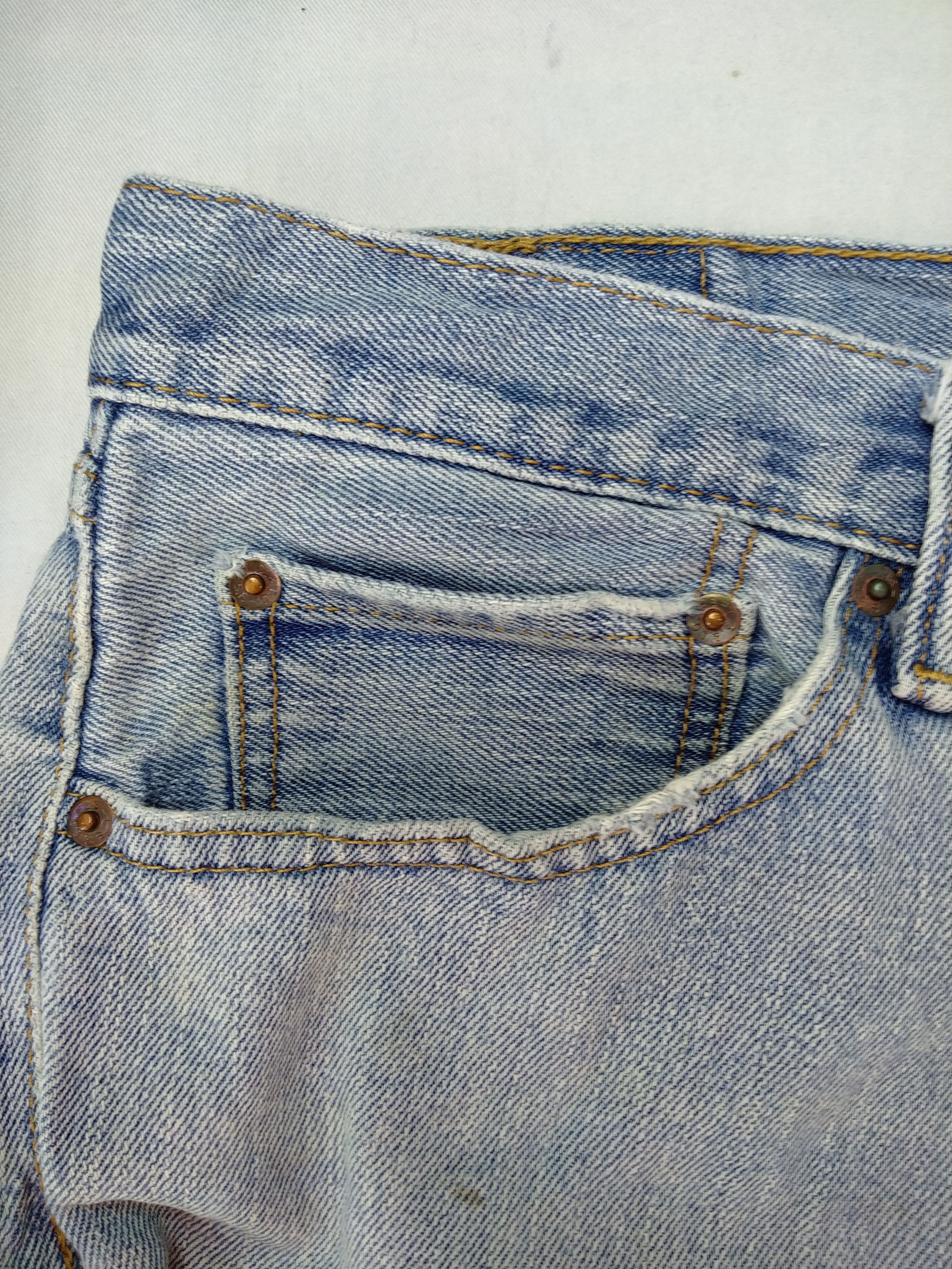 Japanese Brand Light Wash Vintage Levi's 505 35 x 31.5 Denim -JN349 Size US 34 / EU 50 - 21 Thumbnail
