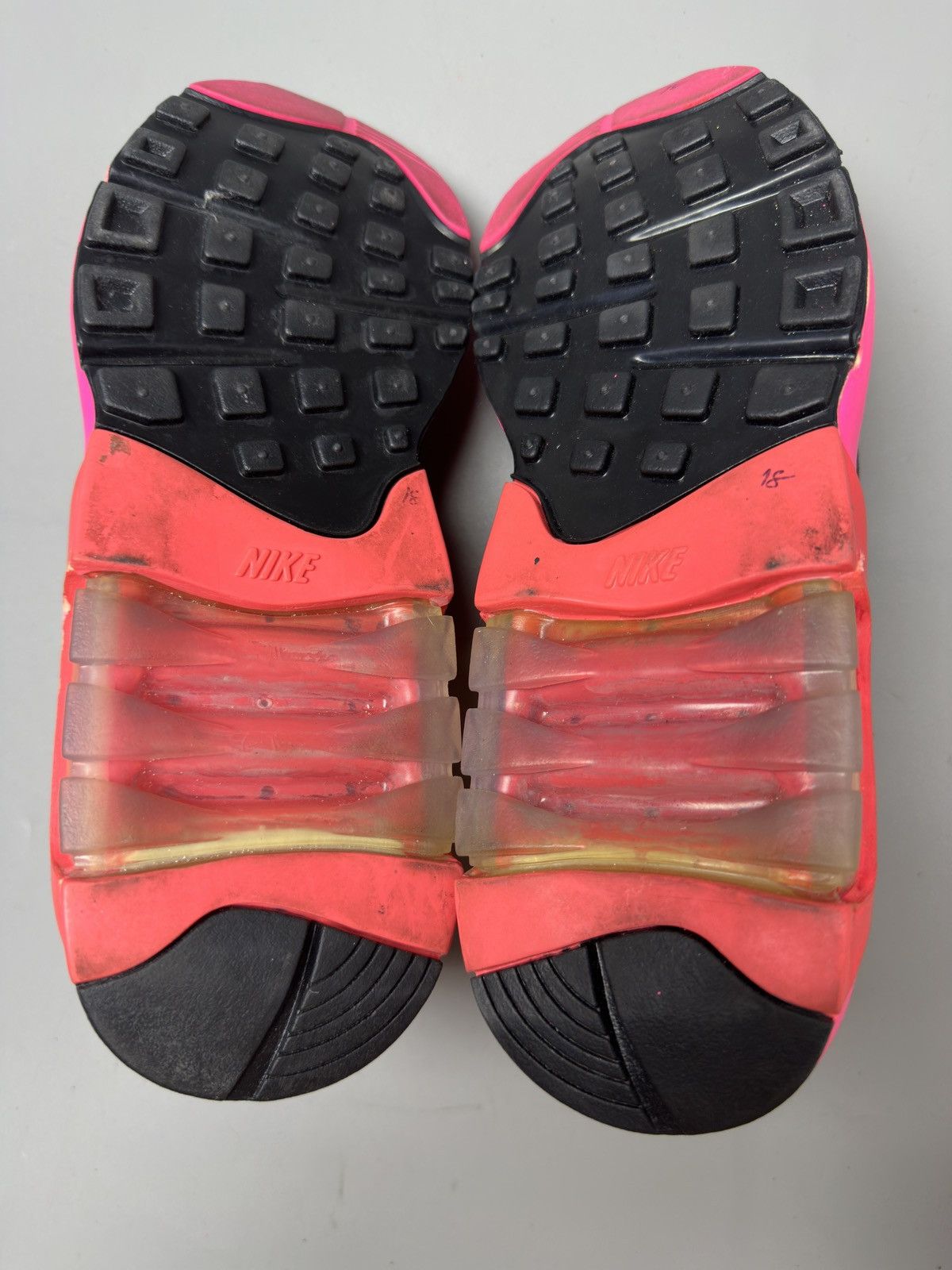 Comme des Garcons × Nike Nike x CDG Air Max 180 Size US 9 / EU 42 - 8 Thumbnail