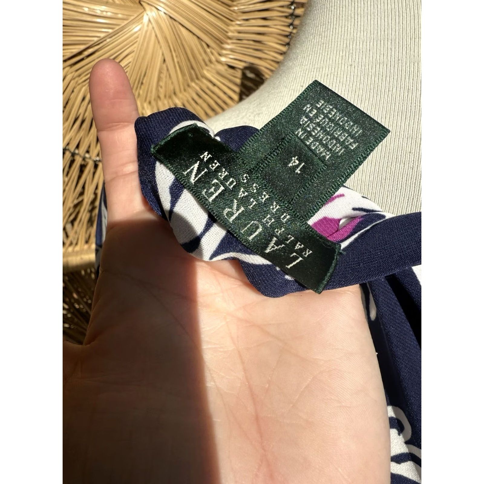 Ralph Lauren Ralph Lauren Faux Wrap Dress Blue Floral Midi Jersey 14 Women V-Neck Short Sleeve Poly Spandex Machine Washable Ideas: Pregnancy not included Size XL / US 12-14 / IT 48-50 - 7 Thumbnail