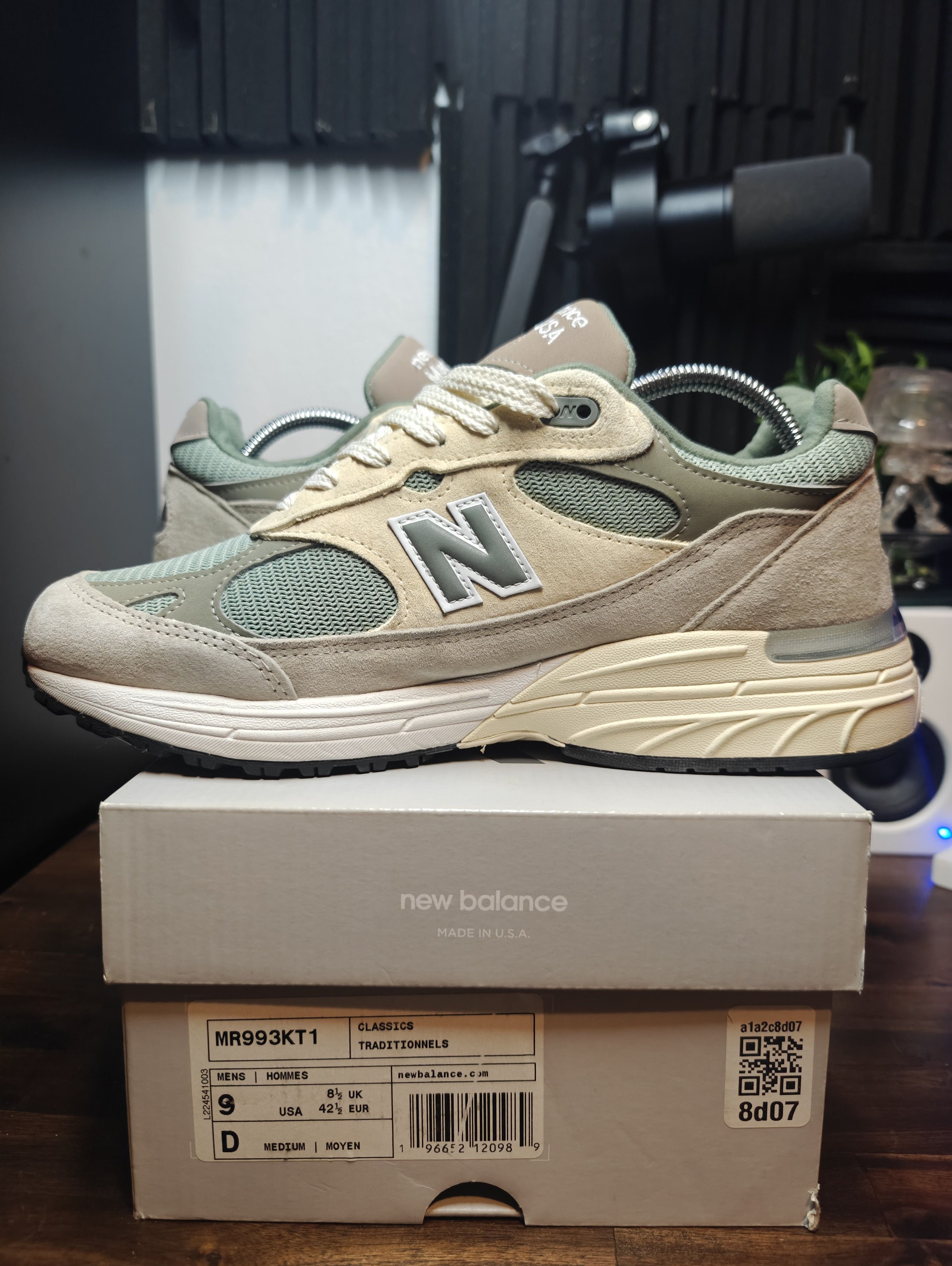 Kith × New Balance New Balance 993 Kith Spring 101 Size 9 US Size US 9 / EU 42 - 4 Thumbnail